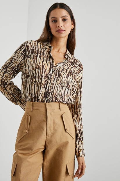 JOSEPHINE SHIRT NEUTRAL IKAT - FRONT TUCKED IN