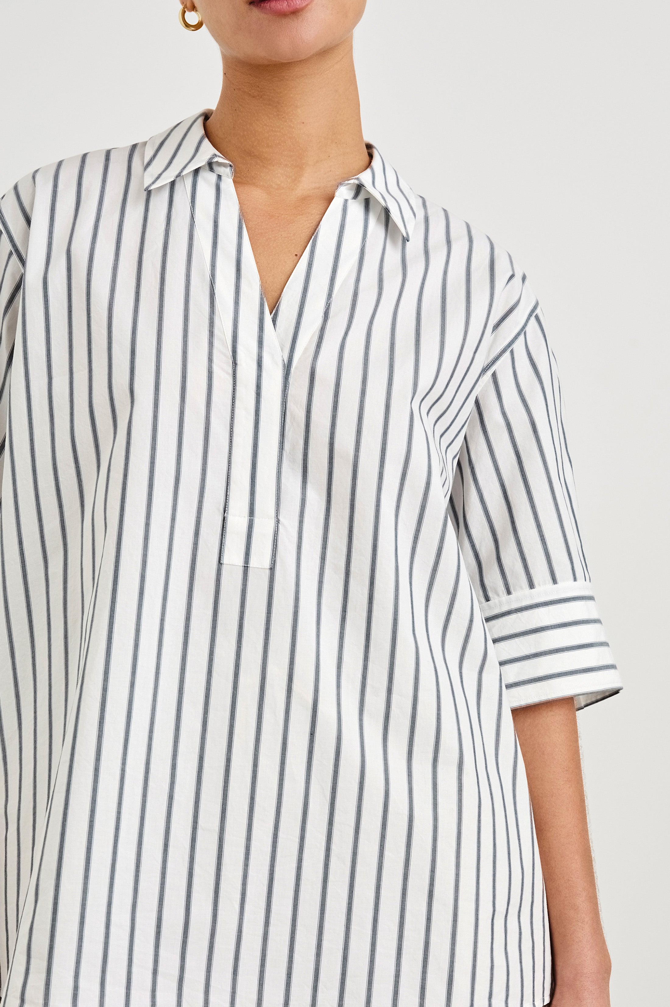 JieDa STRIPE PULL OVER SHIRT BLUE 1