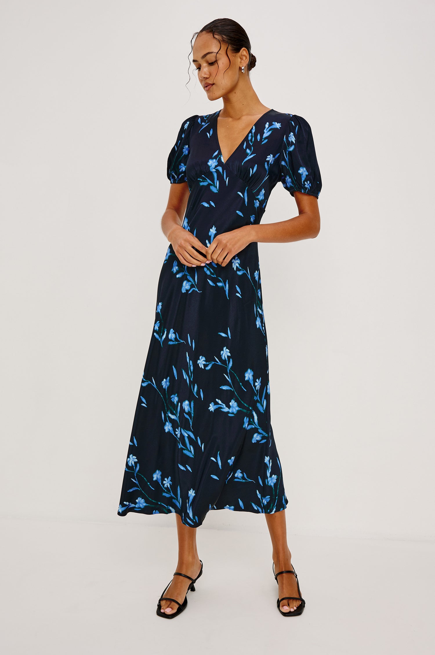 JUNIA DRESS - BLUE CARNATION