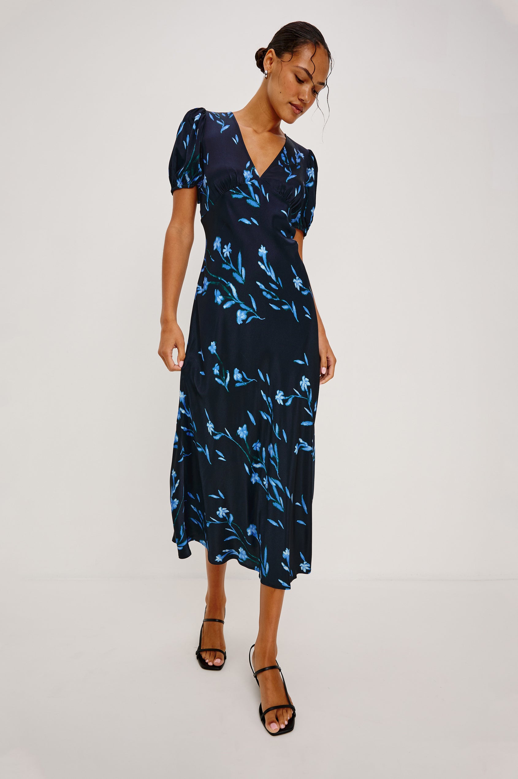 JUNIA DRESS - BLUE CARNATION