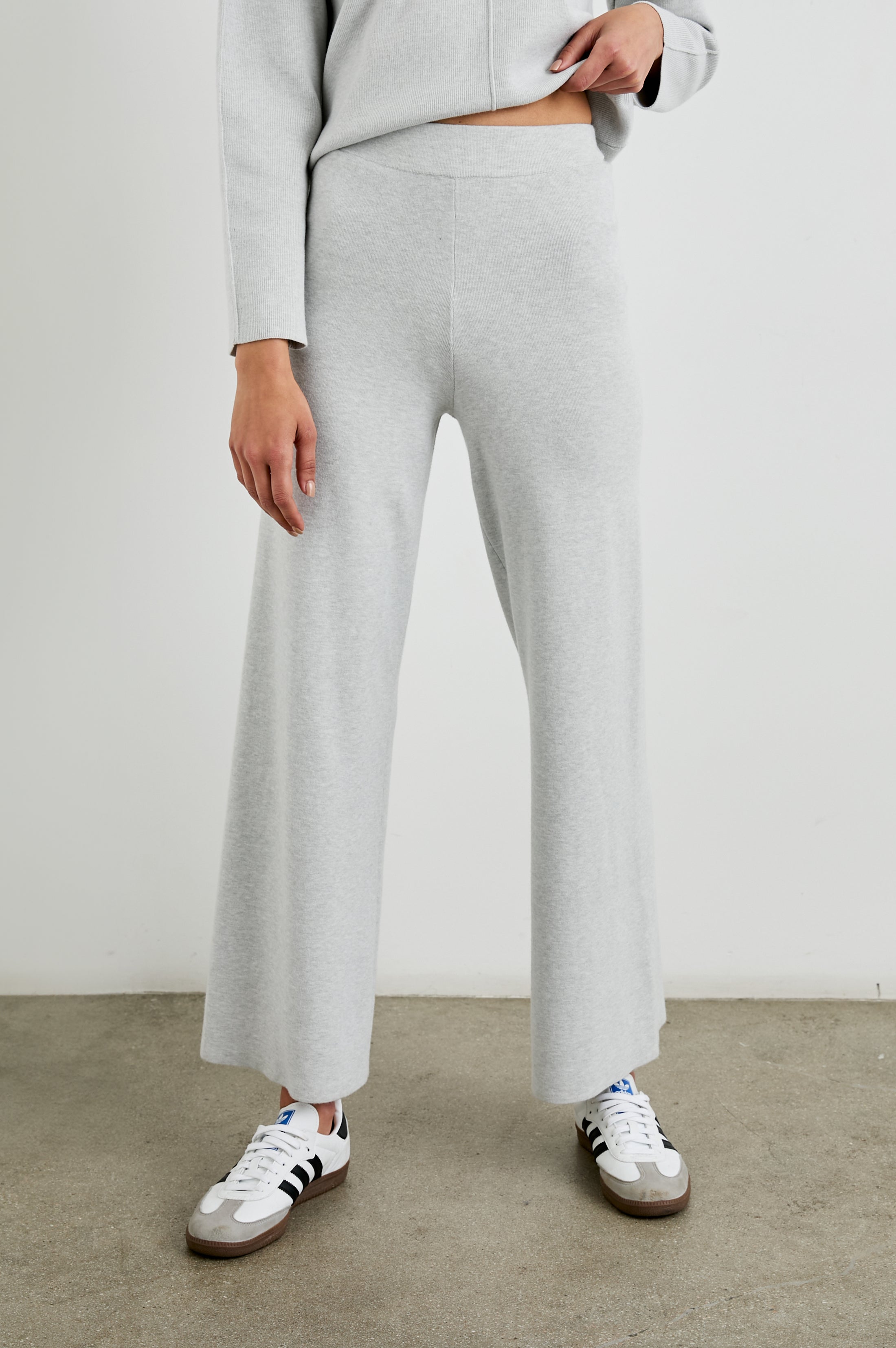 KRISTA PANT - LIGHT HEATHER GREY – Rails