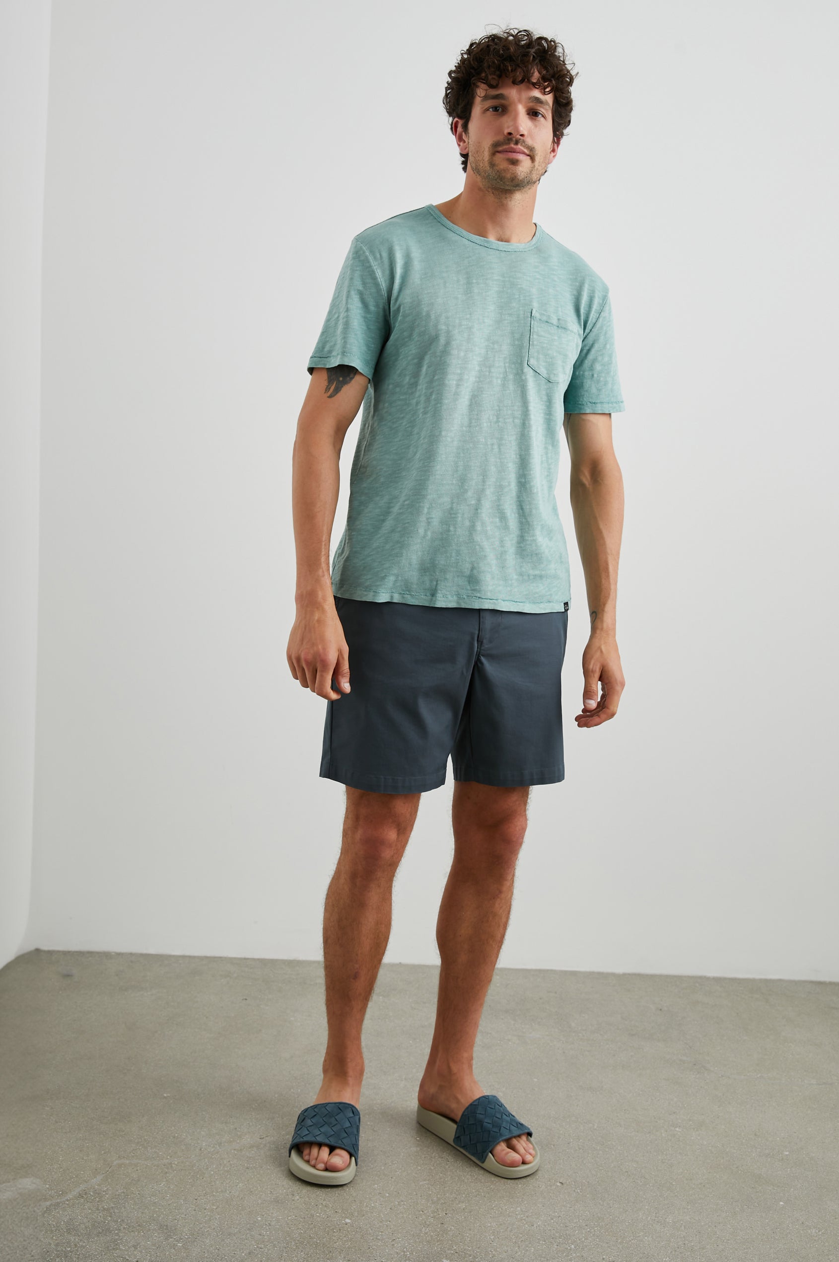 Laguna cotton lid-length short with front button closure - full body front view