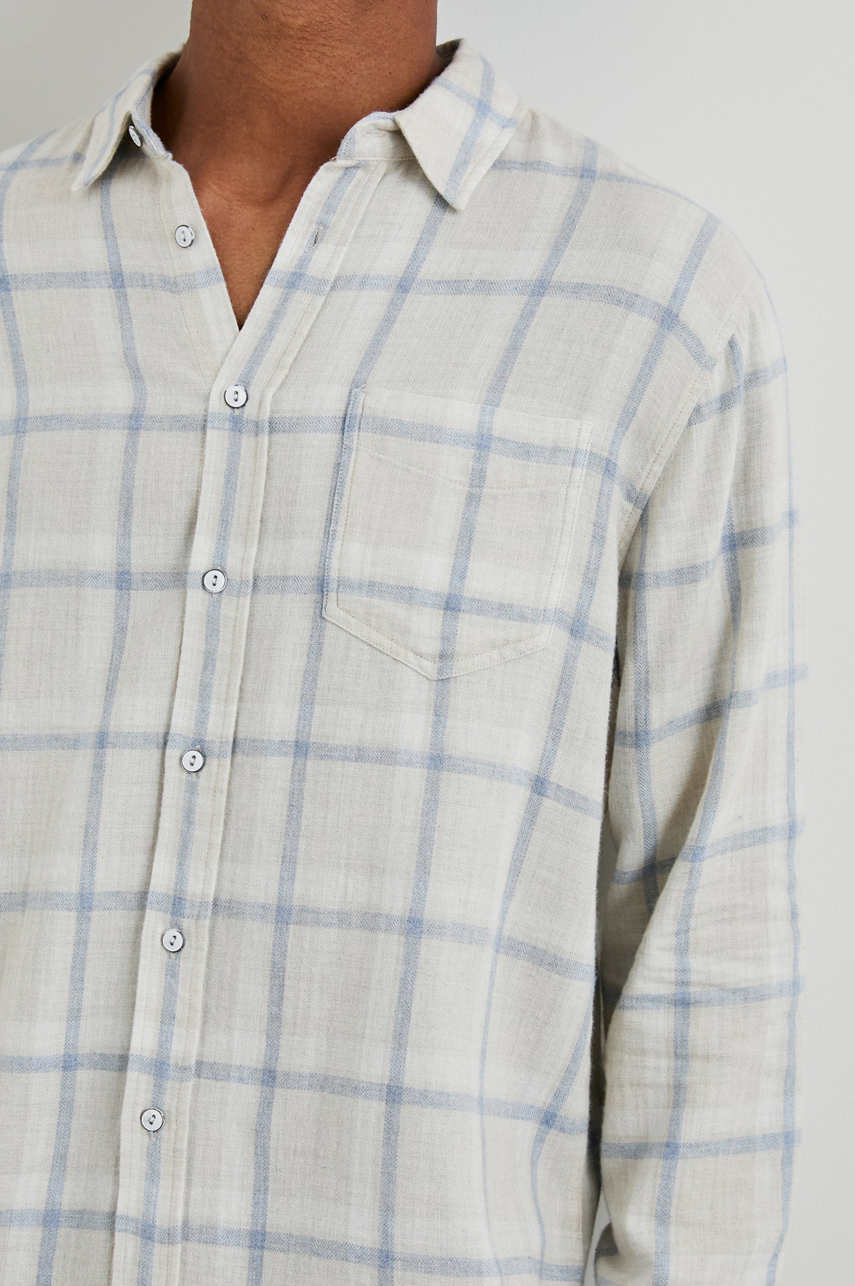 LENNOX SHIRT - PARCHMENT SKY MELANGE -DETAILS