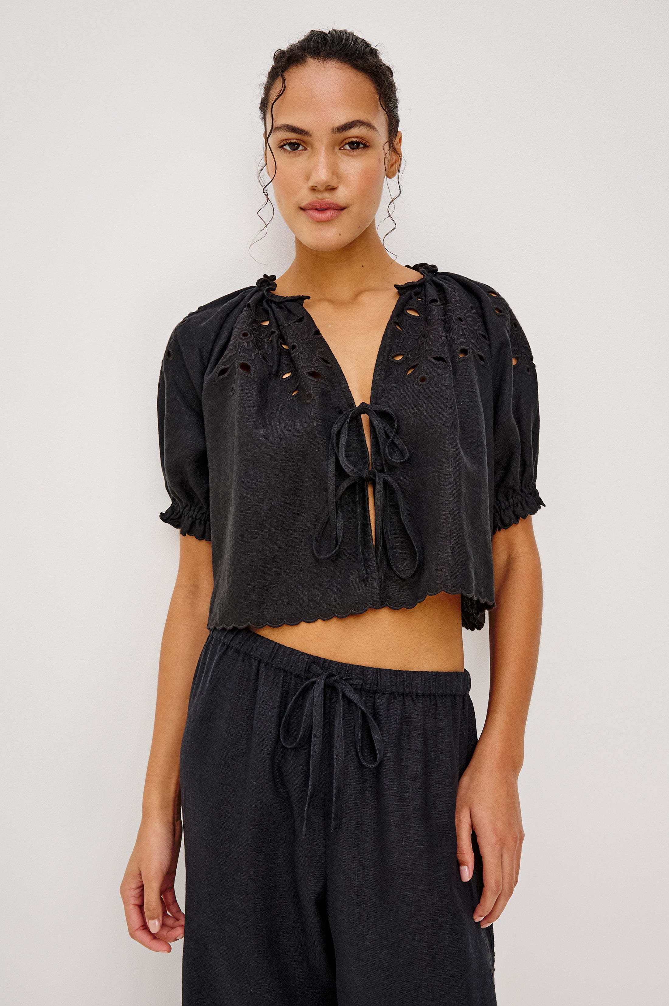 LIZBETH TOP - BLACK – Rails