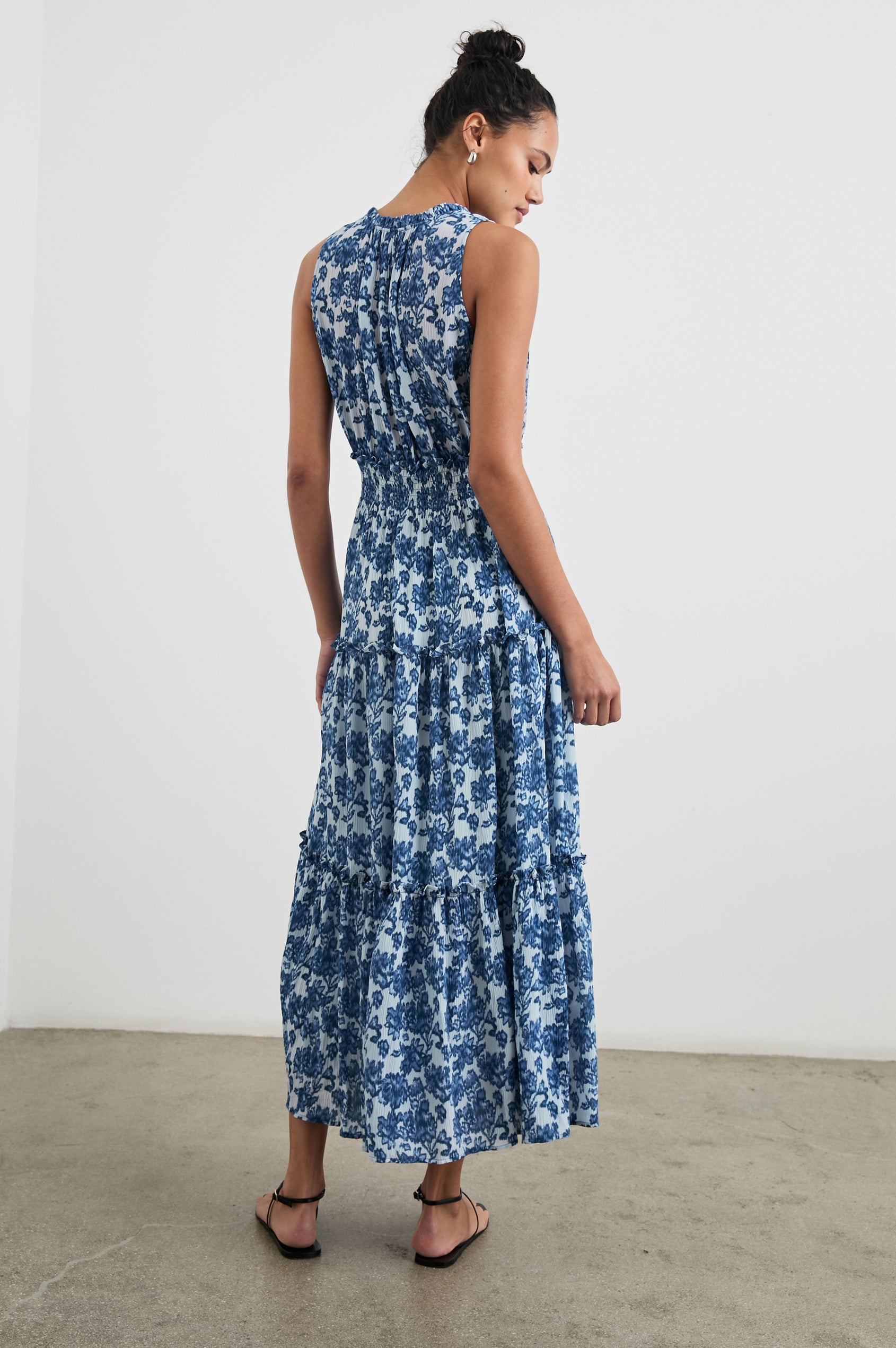 LOULOU-CHAMBRAY-FLORAL-BACK