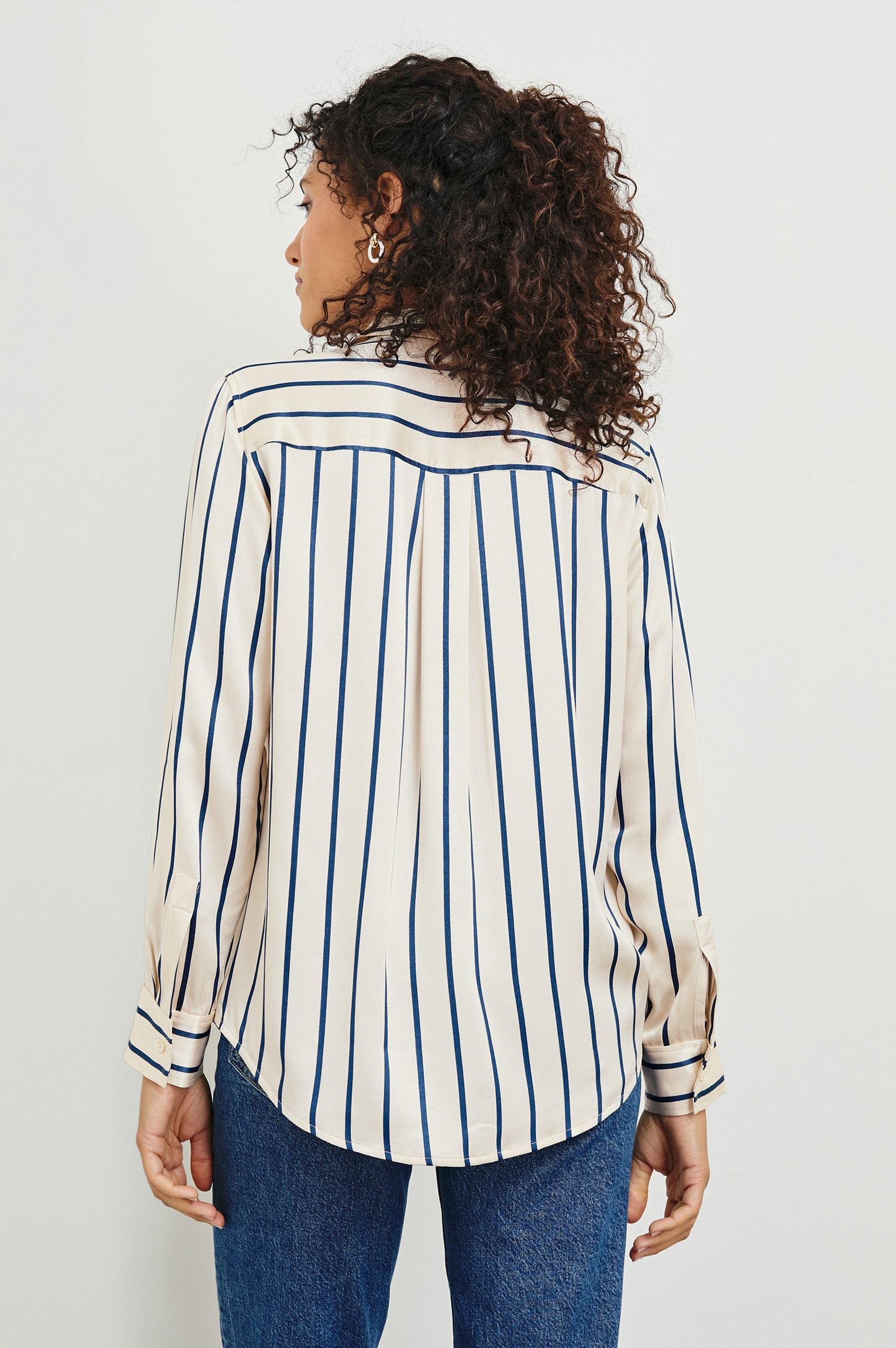 MARIA-CERAMIC-NAVY-STRIPE-BACK