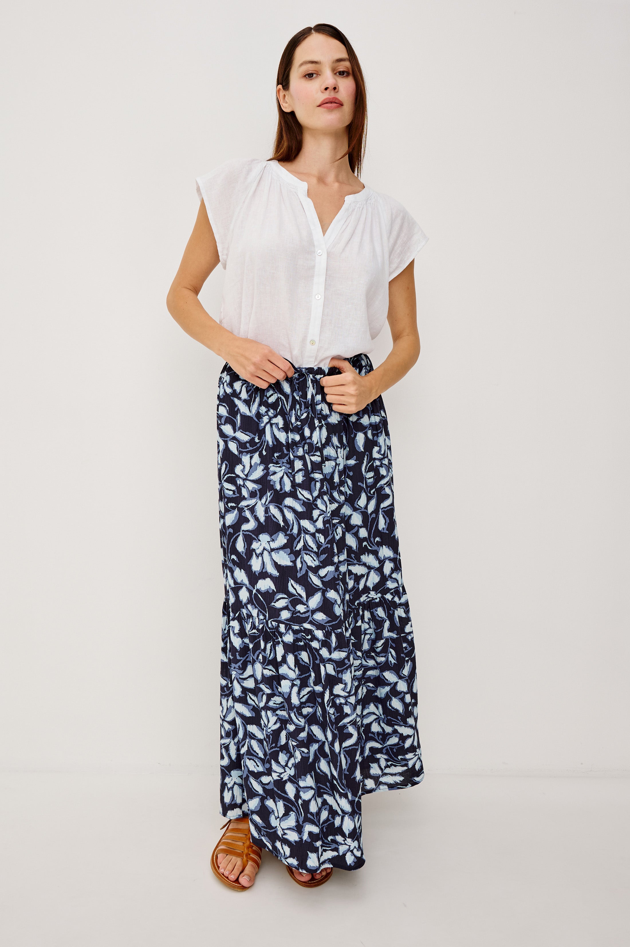 MARULO SKIRT - NAVY JASMINE – Rails
