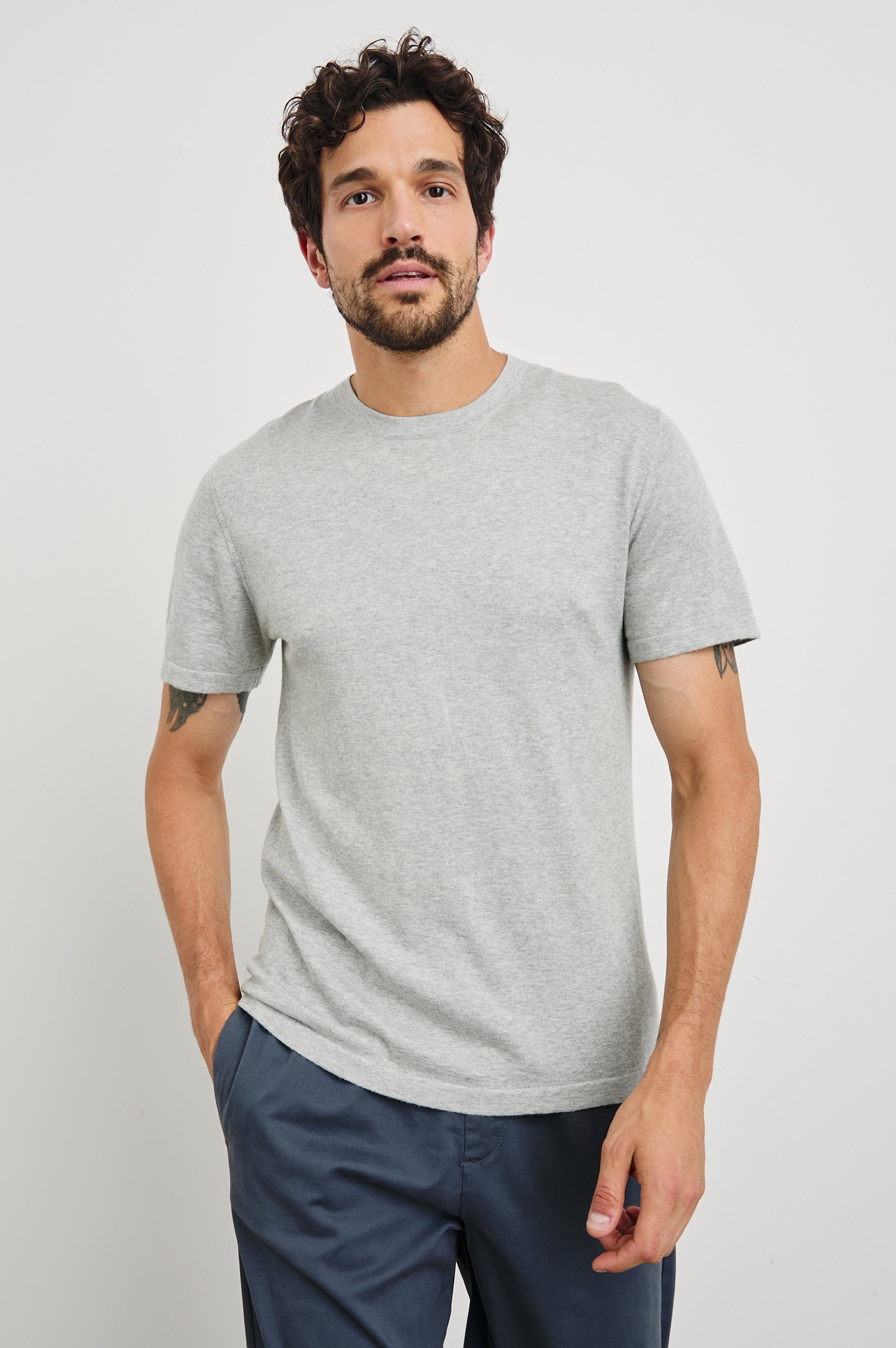 OLDMAN'S TAILOR M Heather Gray Tシャツ Next Level Unisex Cotton T Shirt 3600 Heather Gray | Jiffy