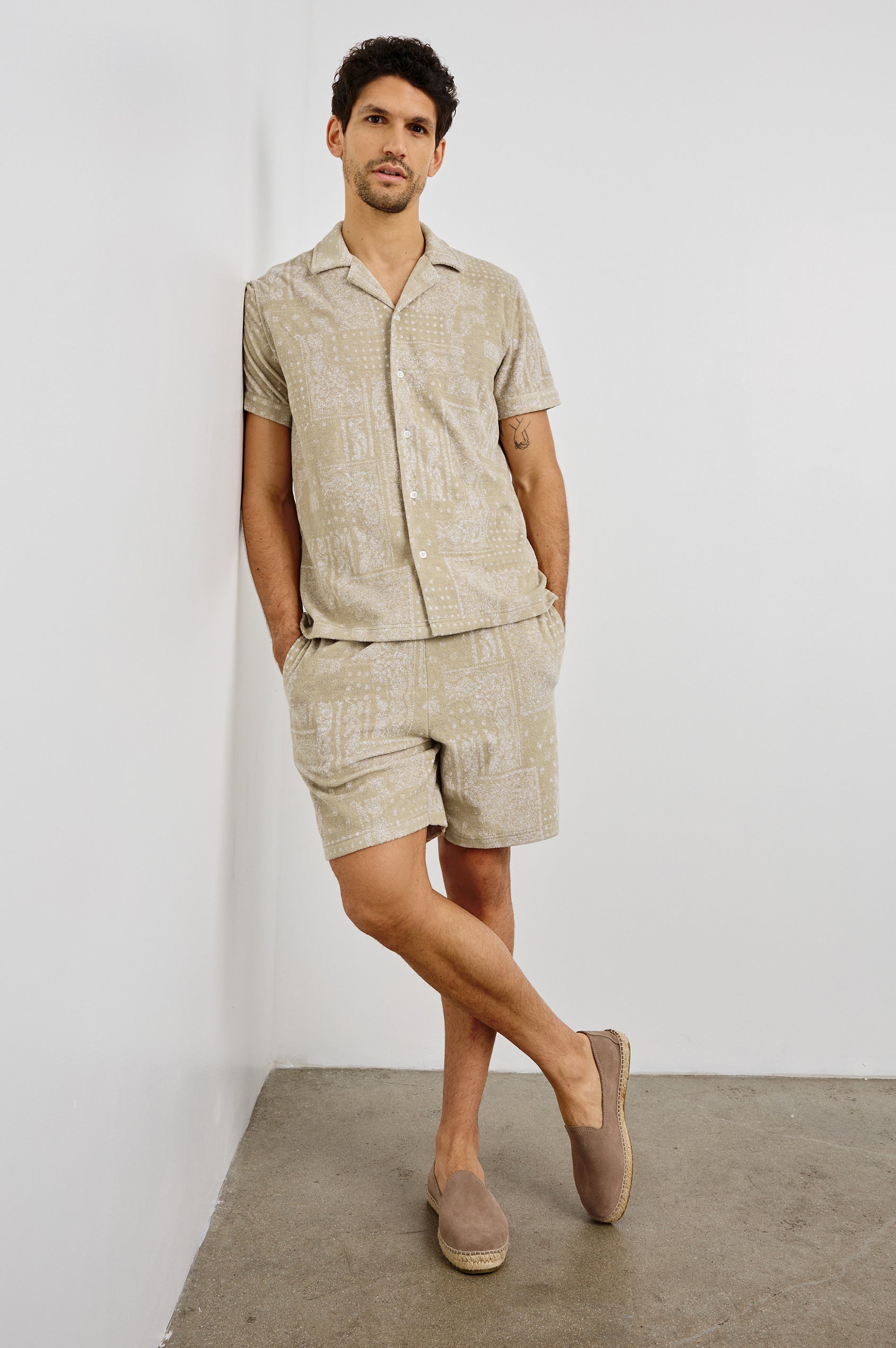 Maverick Collared Button Front Shirt with Short Sleeves in Bandana Craft Paper Colorway. Front View Shown on Model.