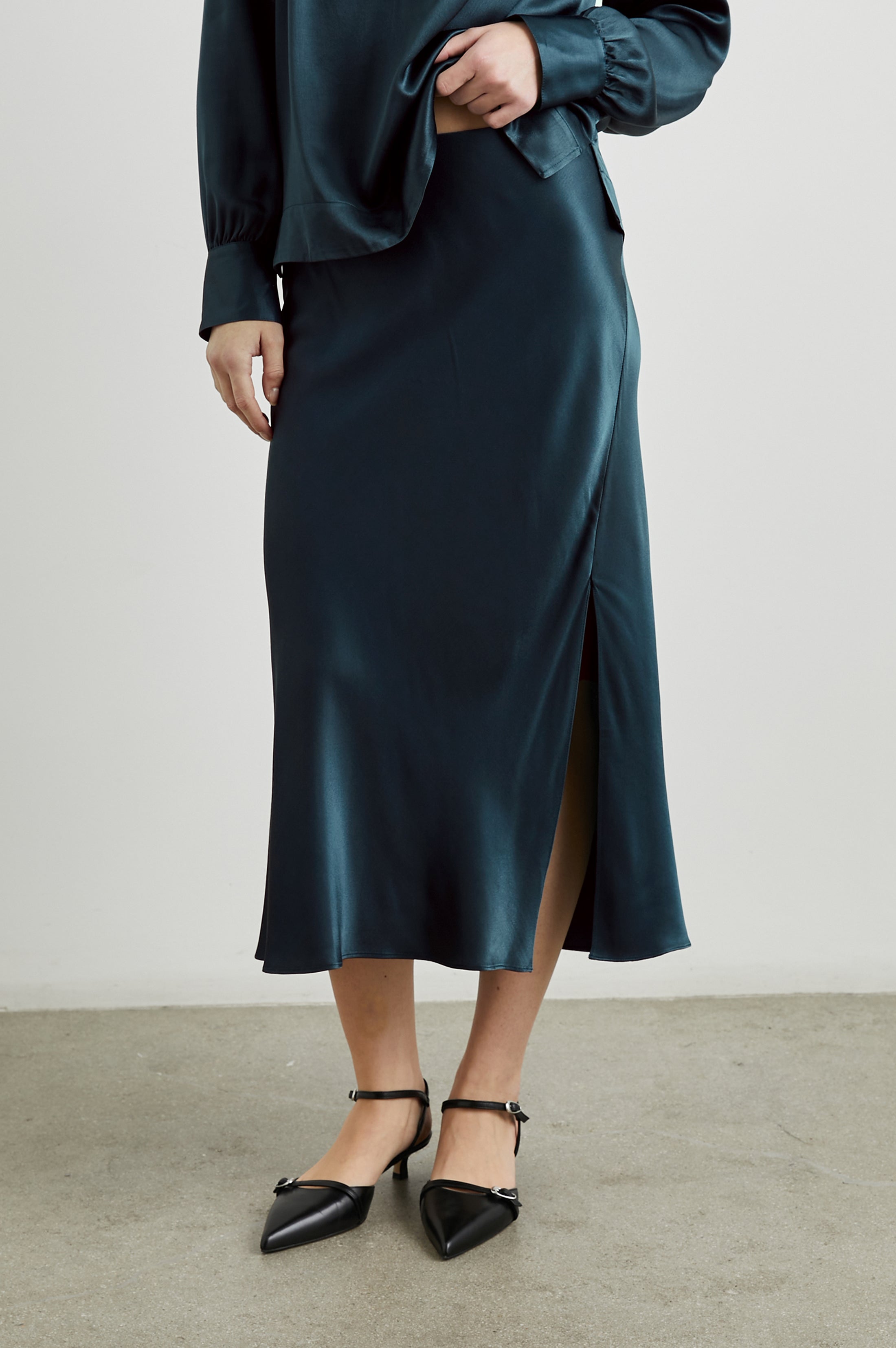 MAYA SKIRT - JADE – Rails