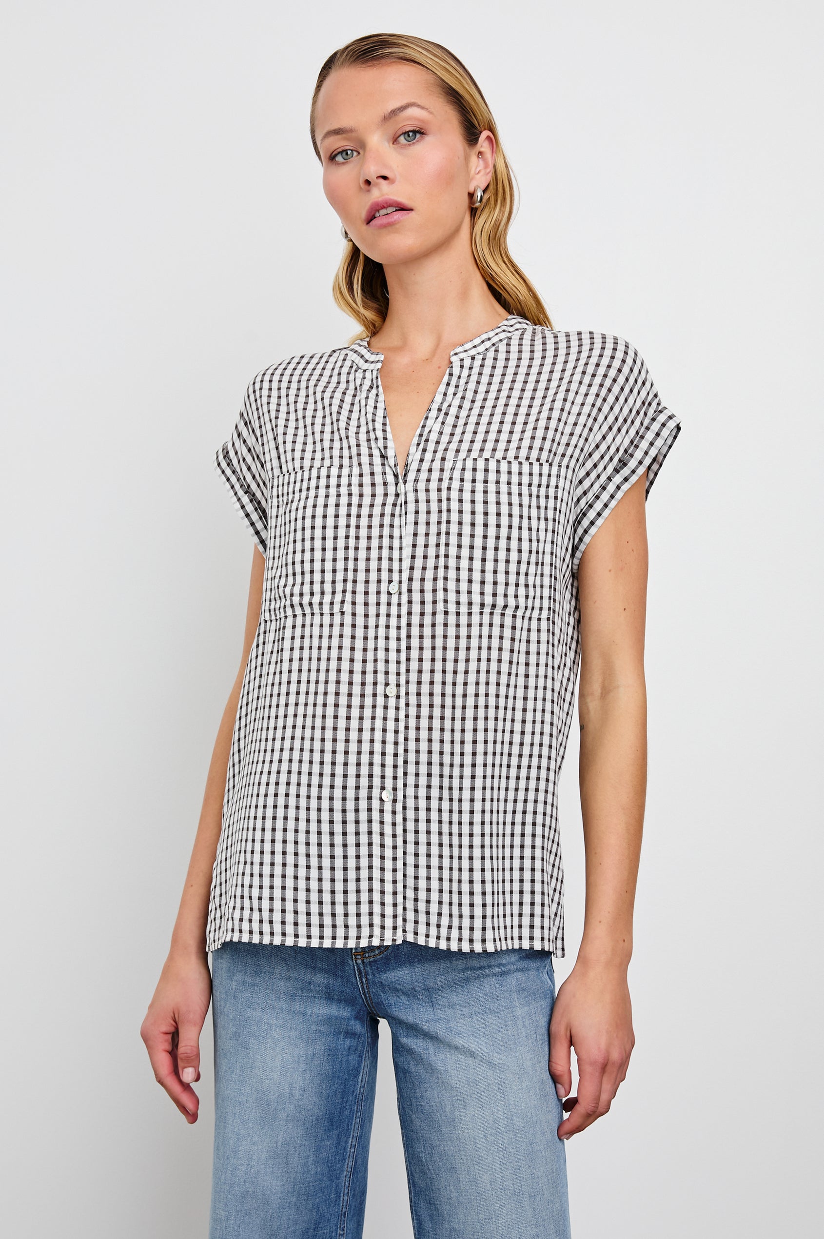 MEL-BLACK-GINGHAM-FRONT UNTUCKED