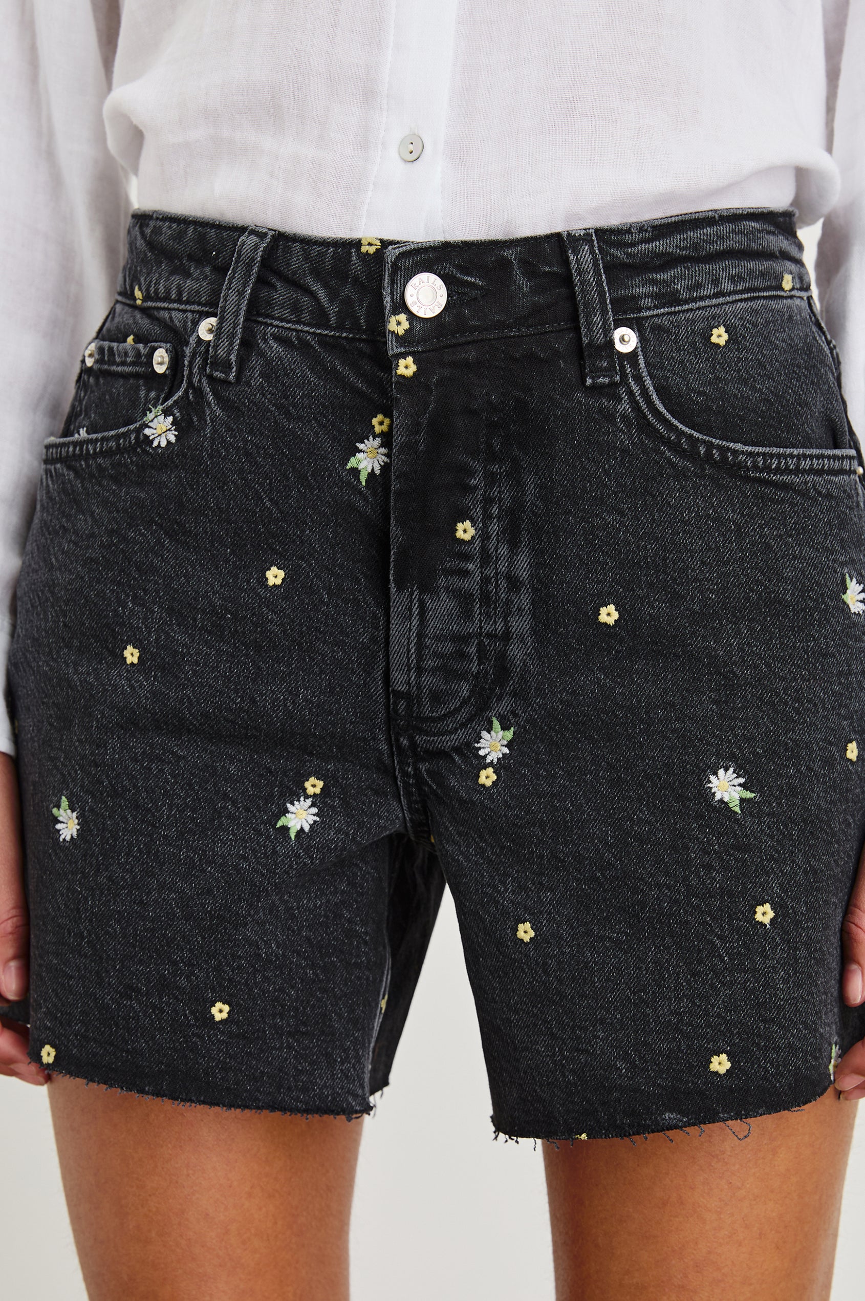 Mesa Ash Black Mid Length Short with Pockets and Daisy Embroidery - On Model, Close Up of Embroidery Details