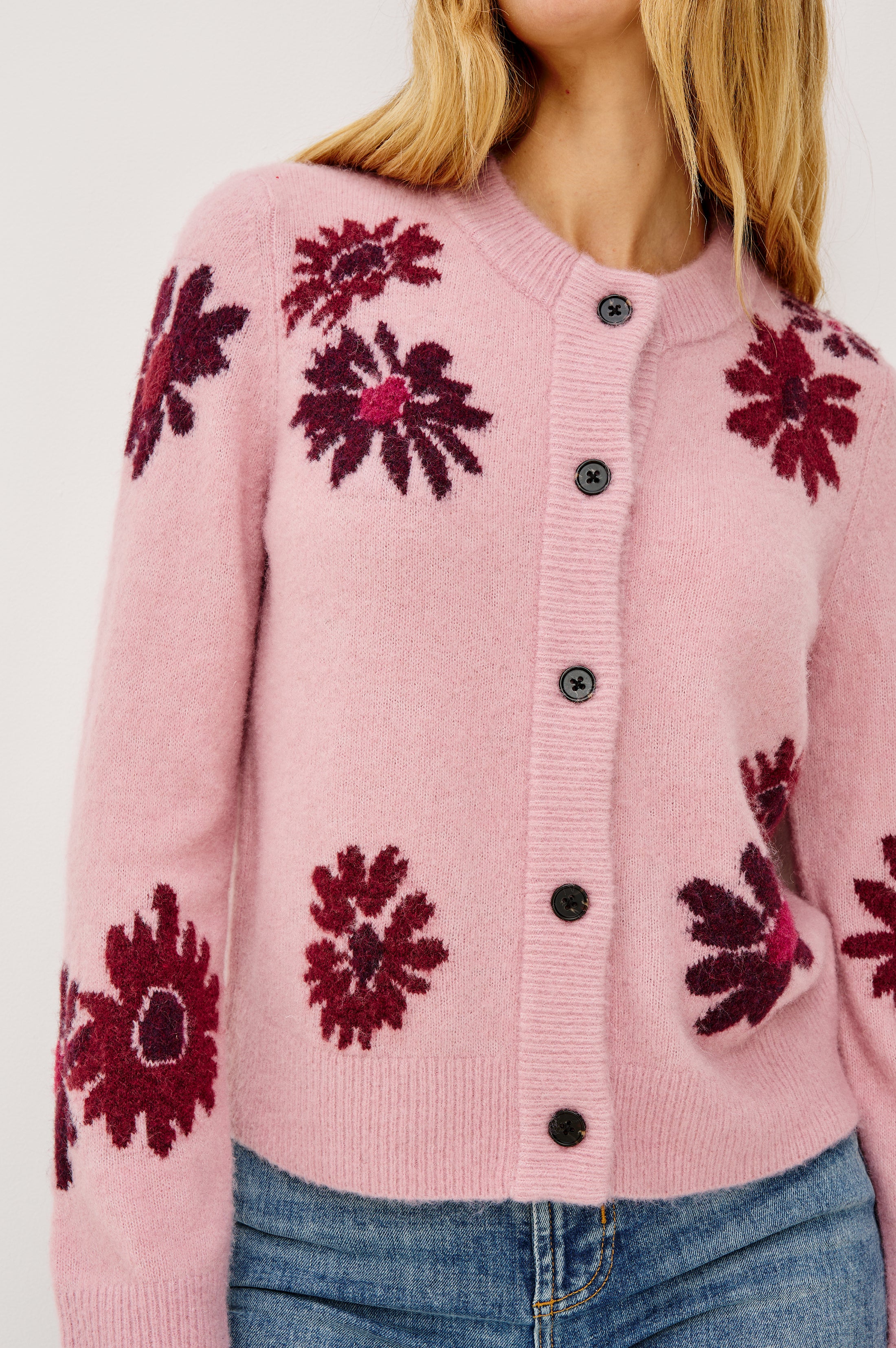 花 mille MILLIE CARDIGAN - MAGENTA DAISIES – Rails
