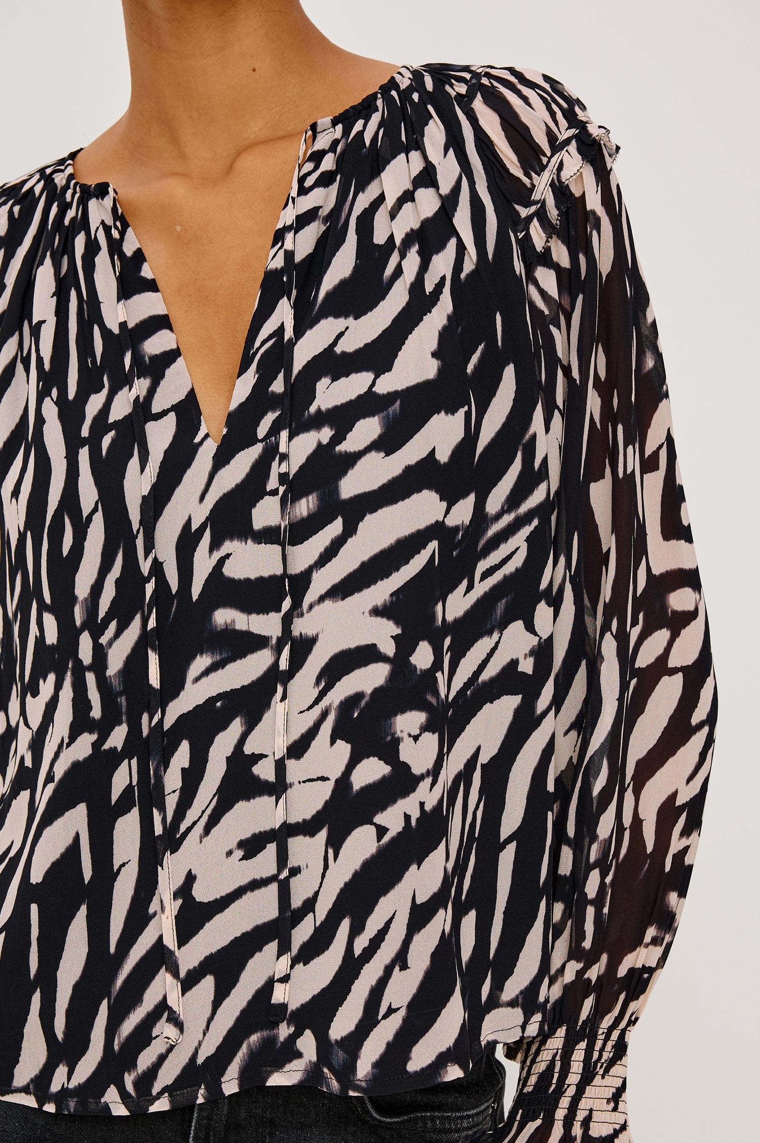 MIRNA TOP - IVORY TIGER STRIPE