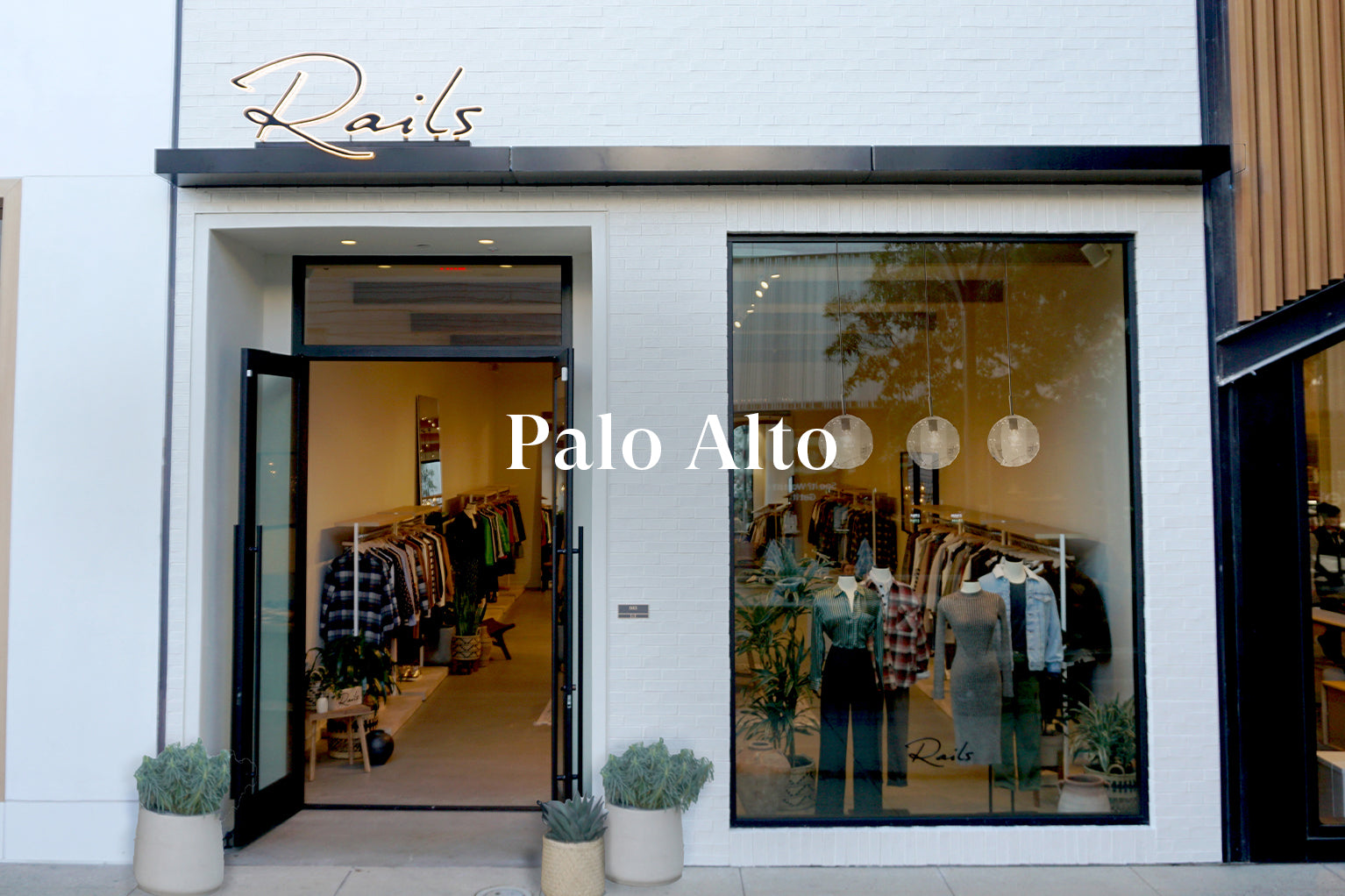 OUTSIDE OF PALO ALTO STORE SHOWING THE MAIN ENTRANCE (LARGE GLASS DOOR) AND LARGE FRONT WINDOW