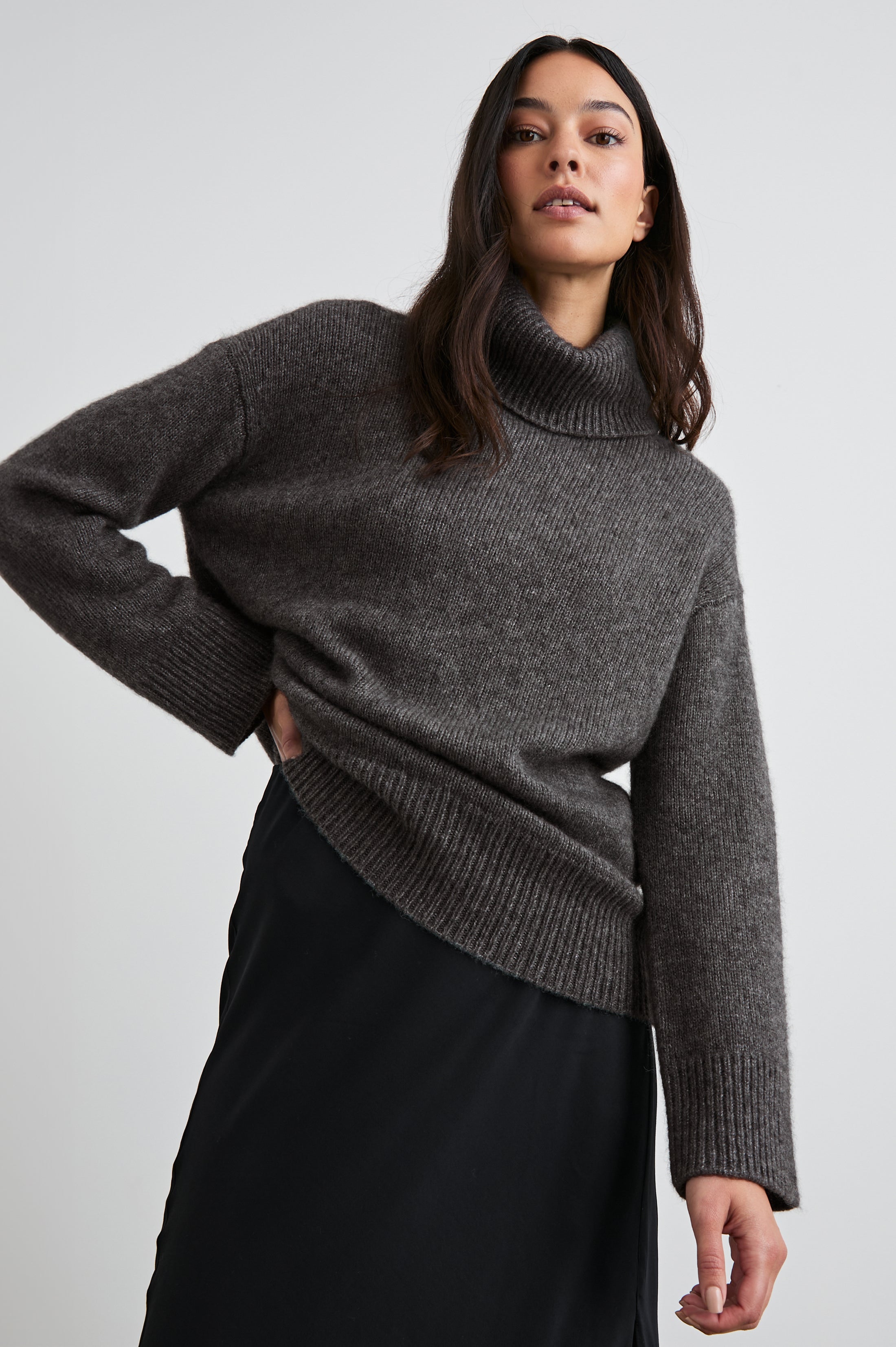 NADINE SWEATER - THUNDER – Rails