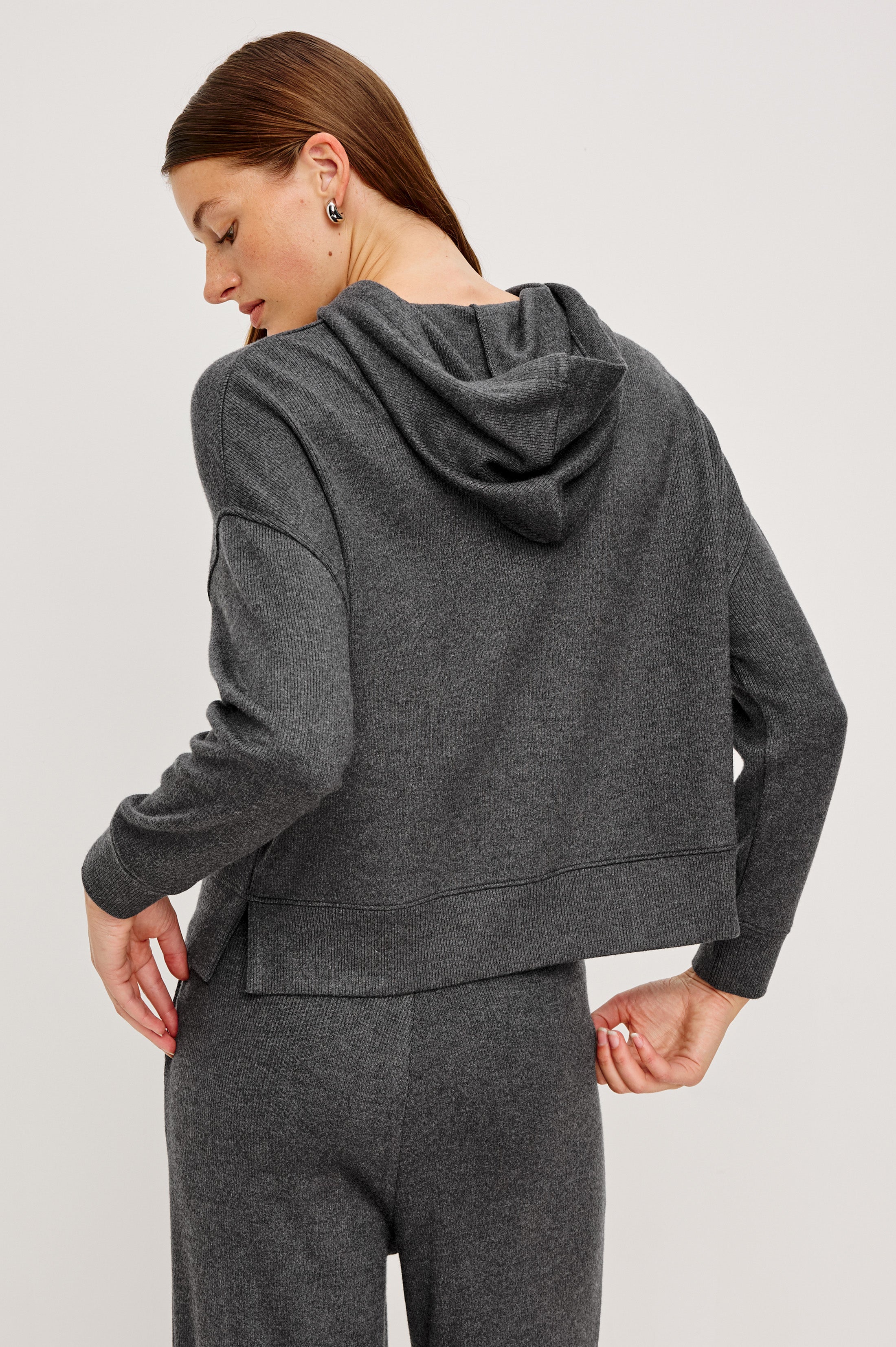 NICO SWEATSHIRT - CHARCOAL – Rails