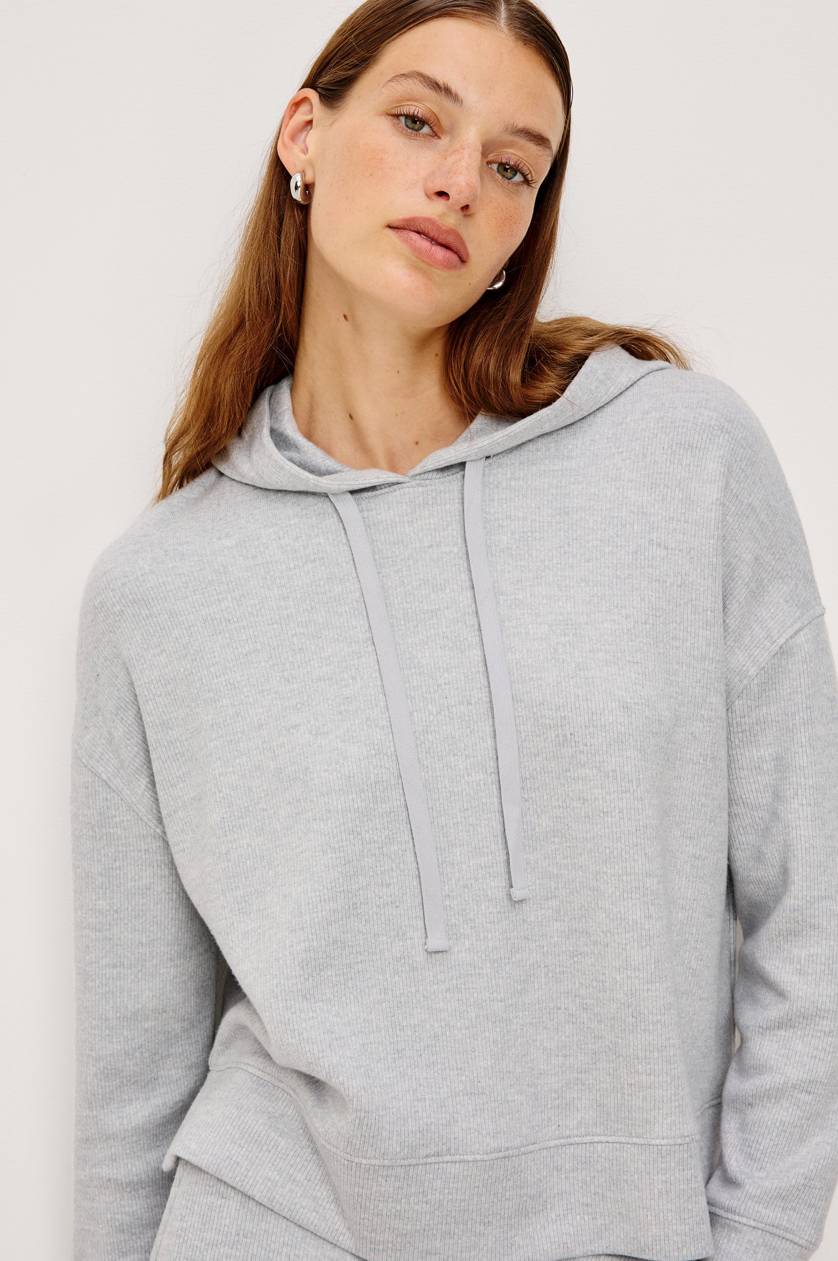 NICO SWEATSHIRT - HEATHER GREY BRUSHED