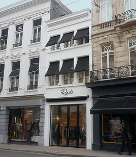 OUTSIDE OF ANTWERP STORE