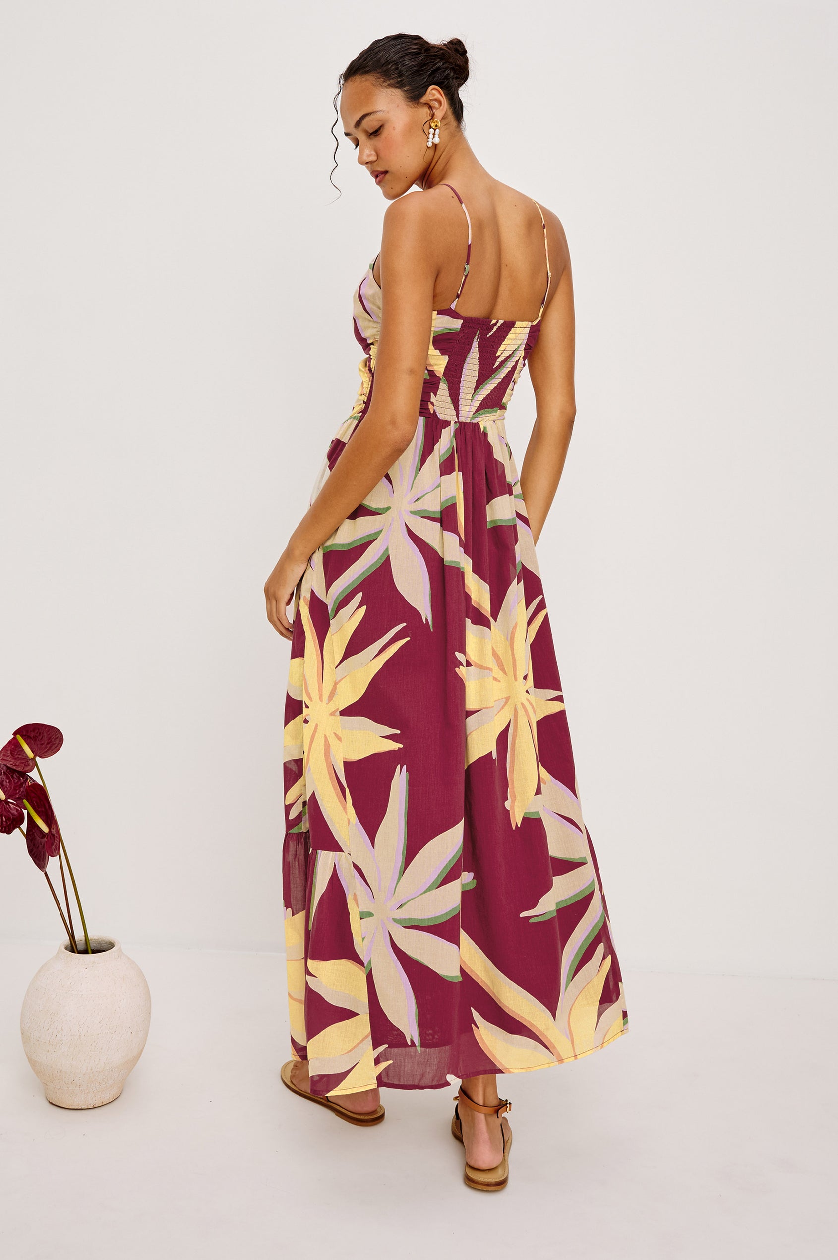 palm beach dress Cabana Life have travel essential with its flattering fit and feel Rails Palm Dress in Red