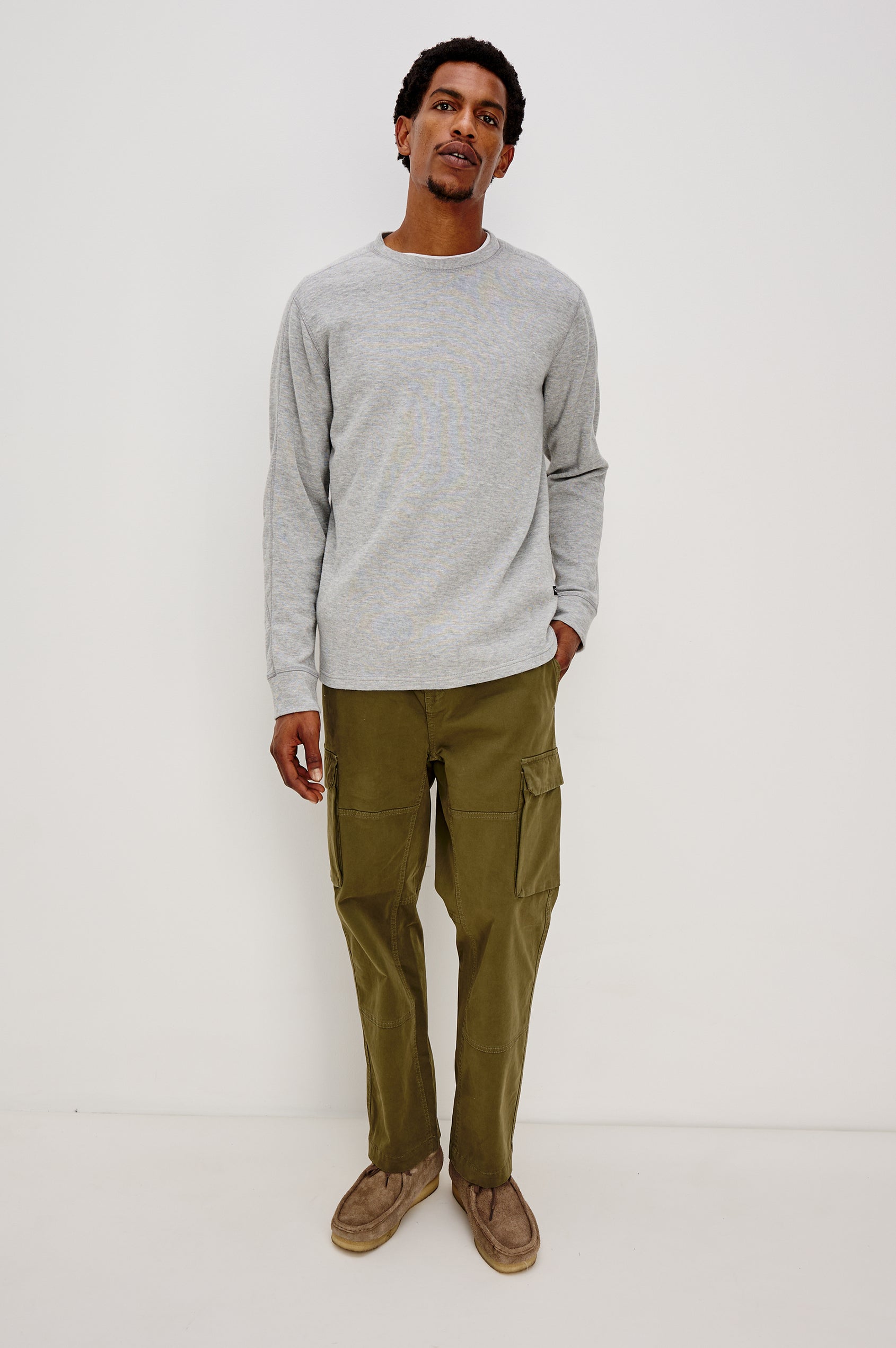 Rheese Long-Sleeve Thermal with Crew Neck and Statement Seams on Sleeves and Back in Grey Heather Colorway - Front Full Body View Featured on Model