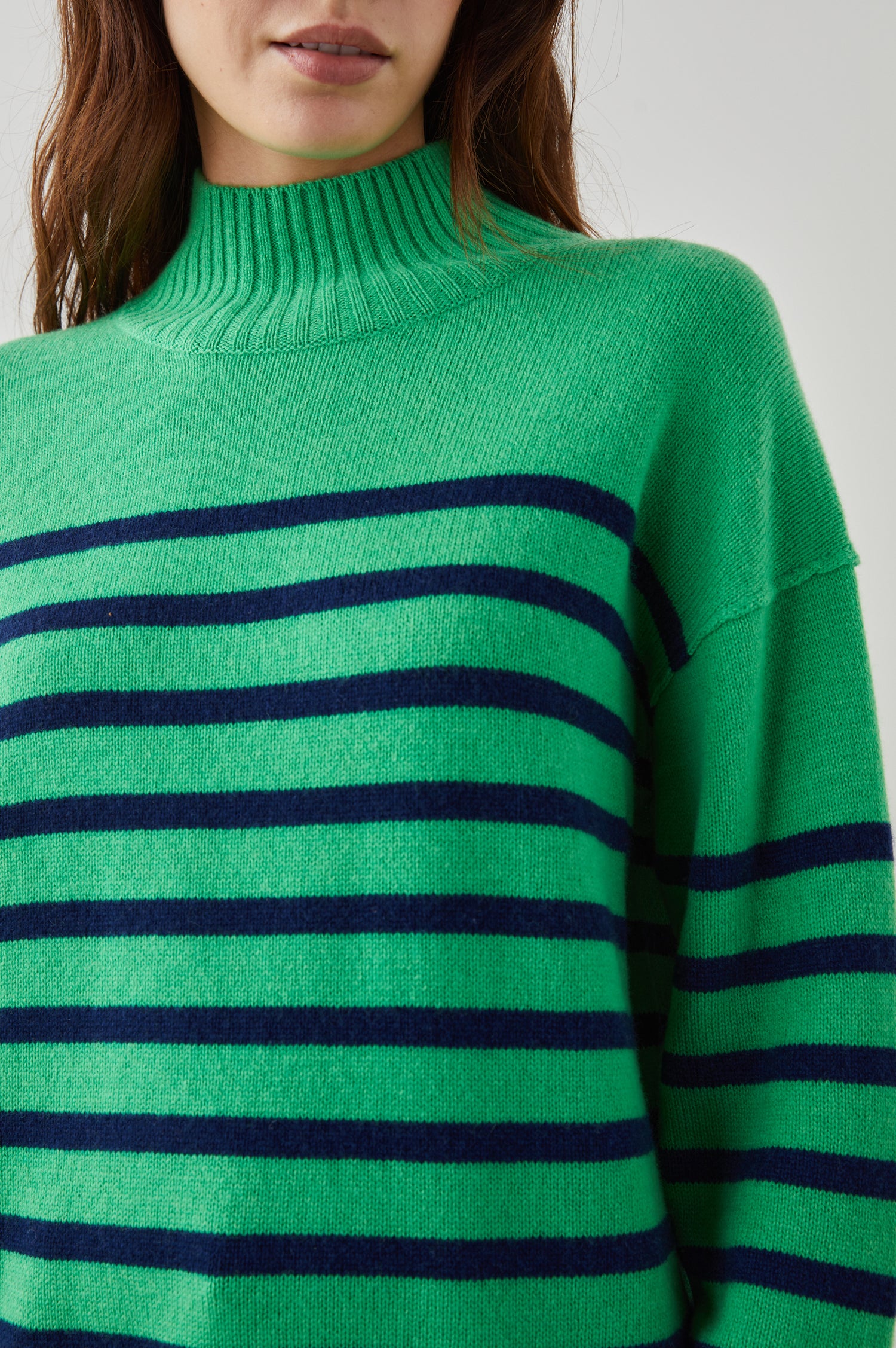 SASHA SWEATER KELLY NAVY STRIPE - DETAIL