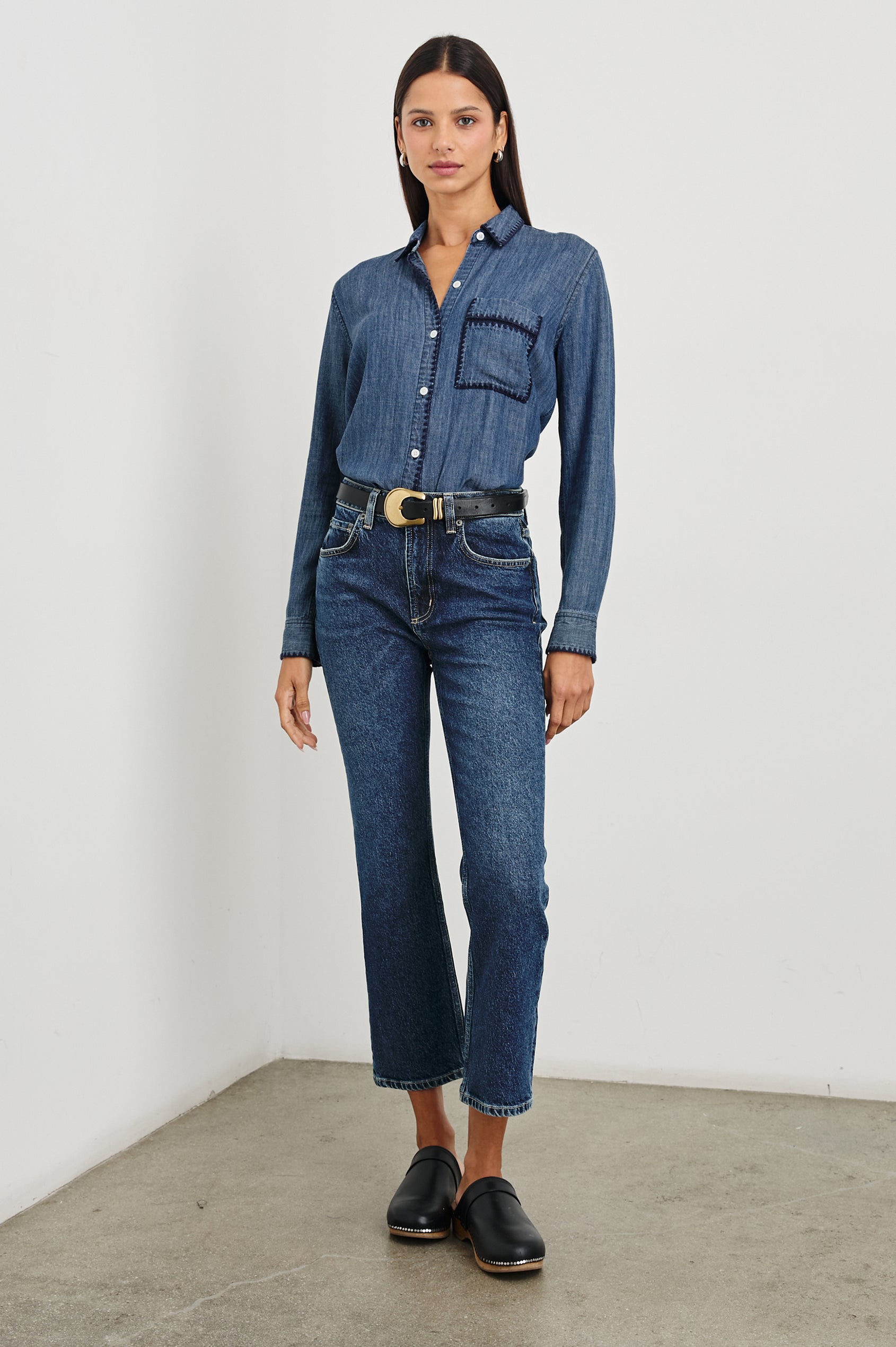 SAYA-DARK-VINTAGE-WASH-FULL FRONT BODY