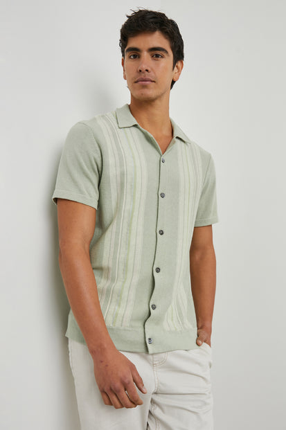 SILAS SHIRT - SAGE IRIDESCENT MULTI - FRONT BODY LEANING