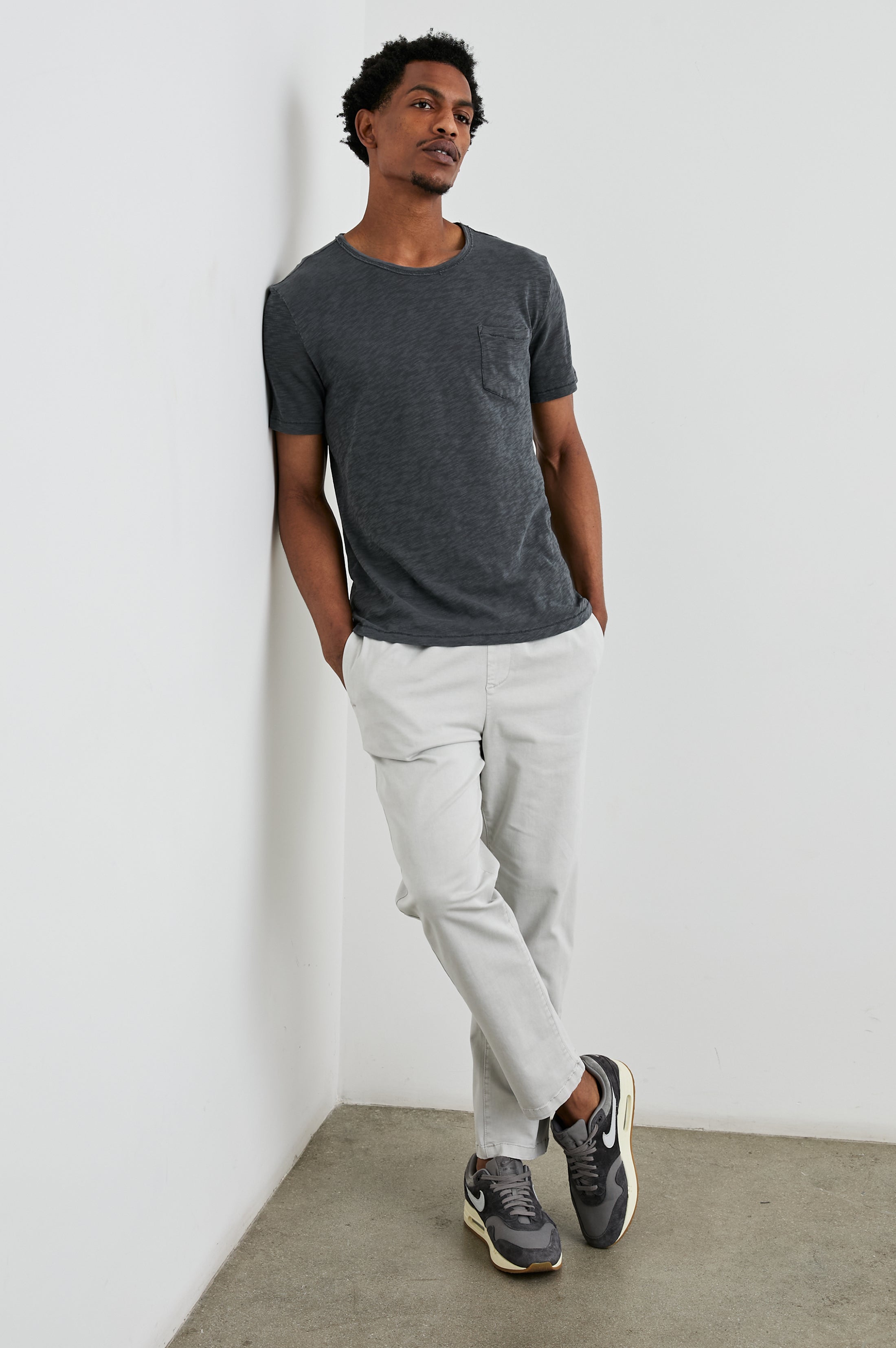 SKIPPER T-SHIRT - FADED NAVY – Rails