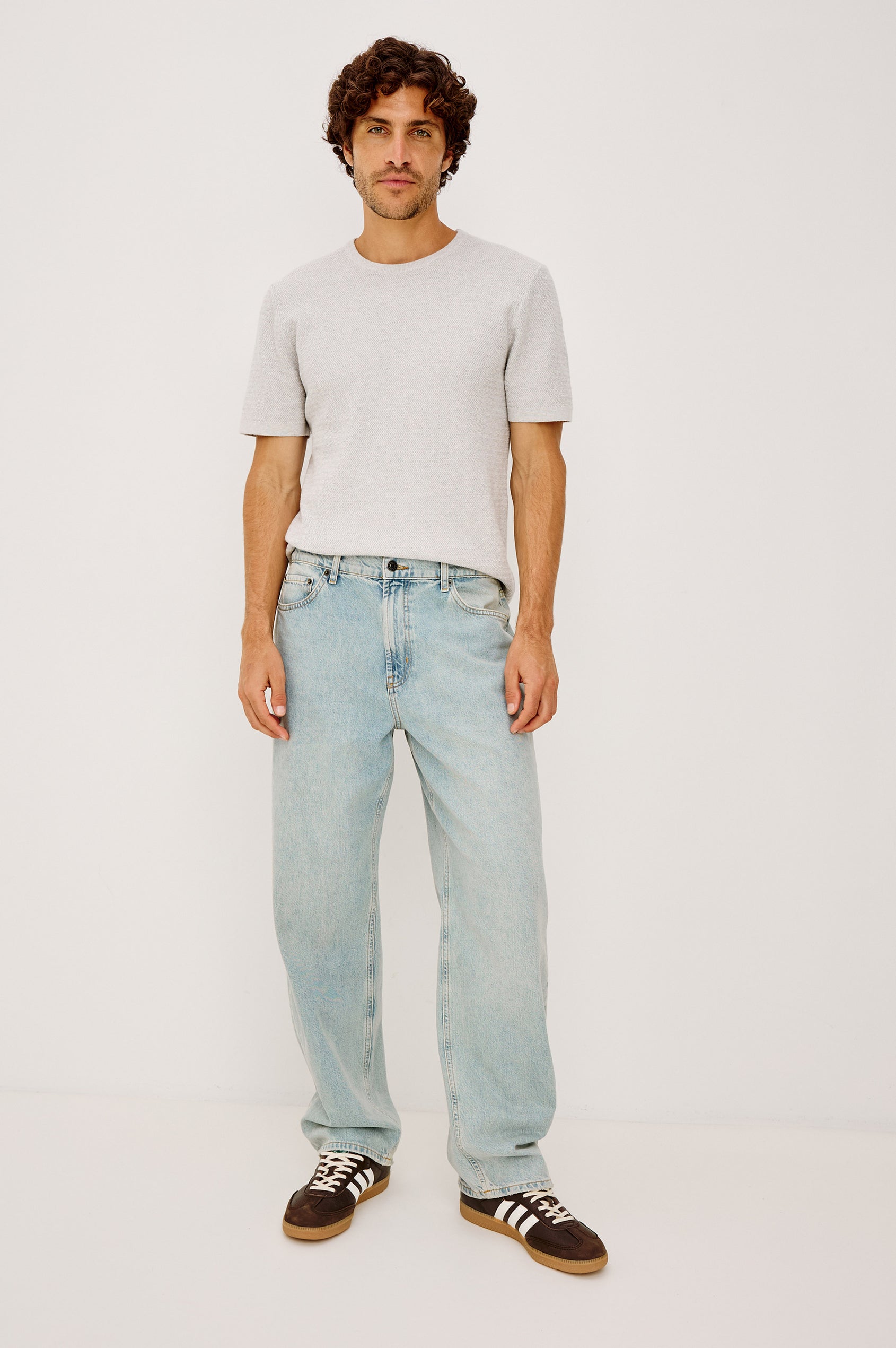 Theo Sweater in Cotton-Cashmere Blend With Short Sleeves, Crew Neckline, and Classic Fit in Heather Grey Colorway - Full Body Front View Featured on Modela