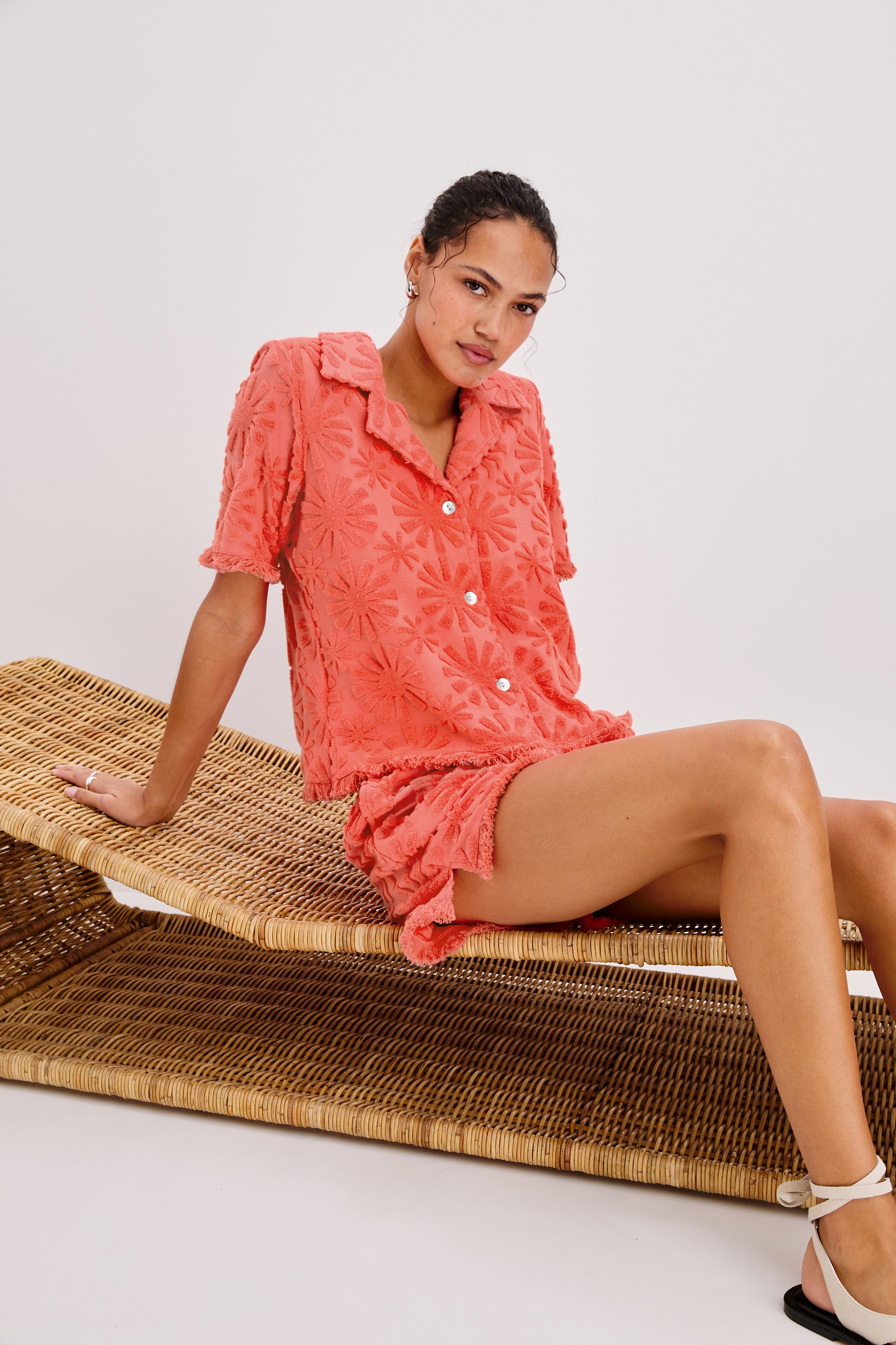 TIFF SHIRT - RED SUNBURST JACQUARD – Rails