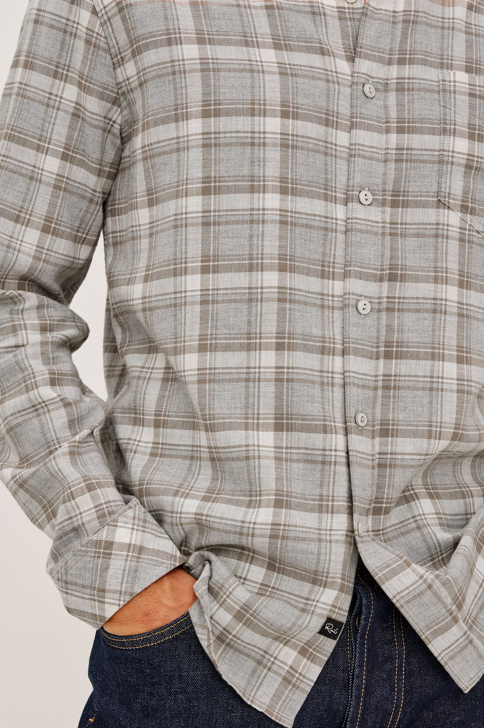 Wyatt Shirt in Cotton Slub Plainweave With Classic Fit, Collar, Button Front, Chest Patch Pocket, Long Sleeves, Shirttail Hem in Live Edge Heather Colorway - Upper Body Front View Featured on Model