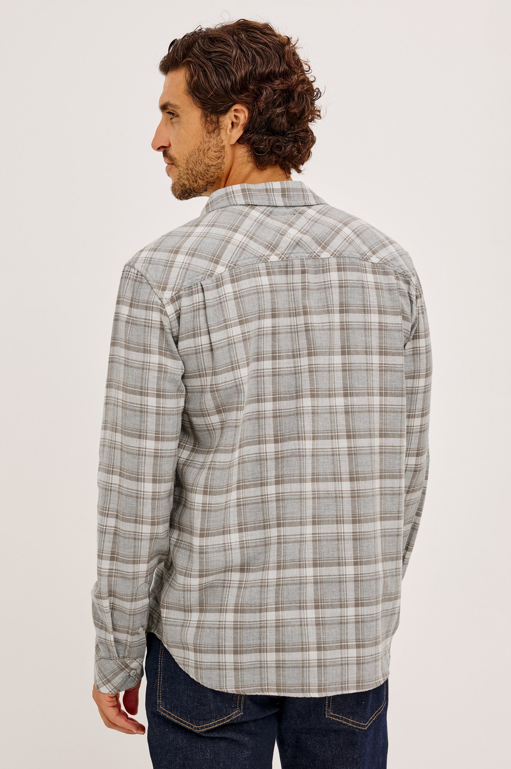 Wyatt Shirt in Cotton Slub Plainweave With Classic Fit, Collar, Button Front, Chest Patch Pocket, Long Sleeves, Shirttail Hem in Live Edge Heather Colorway - Upper Body Back View Featured on Model