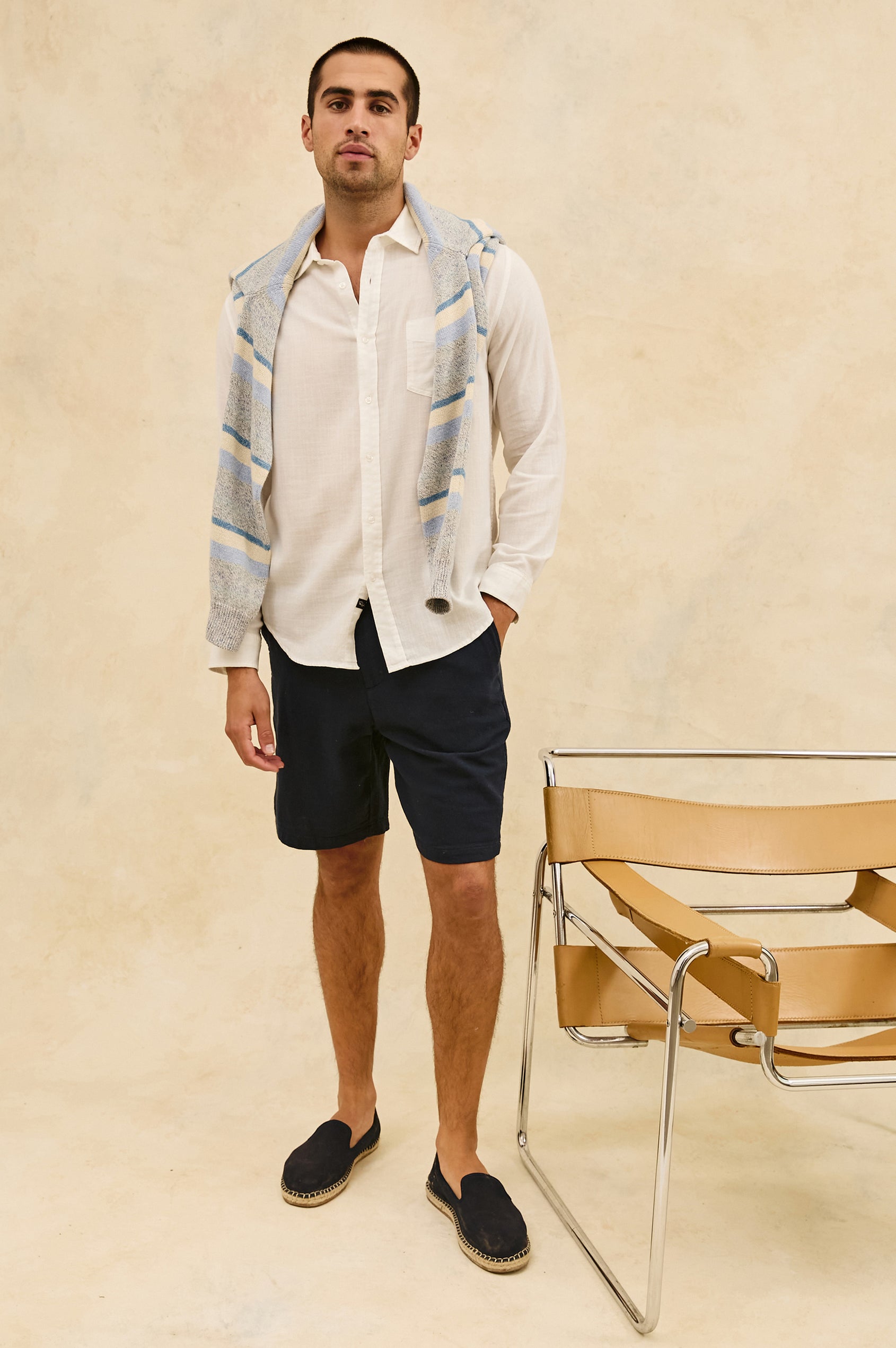 Rails | Wyatt Relaxed Fit Shirt - White | Premium Cotton | Size S | Men's Tops Rails | Wyatt Relaxed Fit Shirt - White | Premium Cotton | Size S | Men's Tops