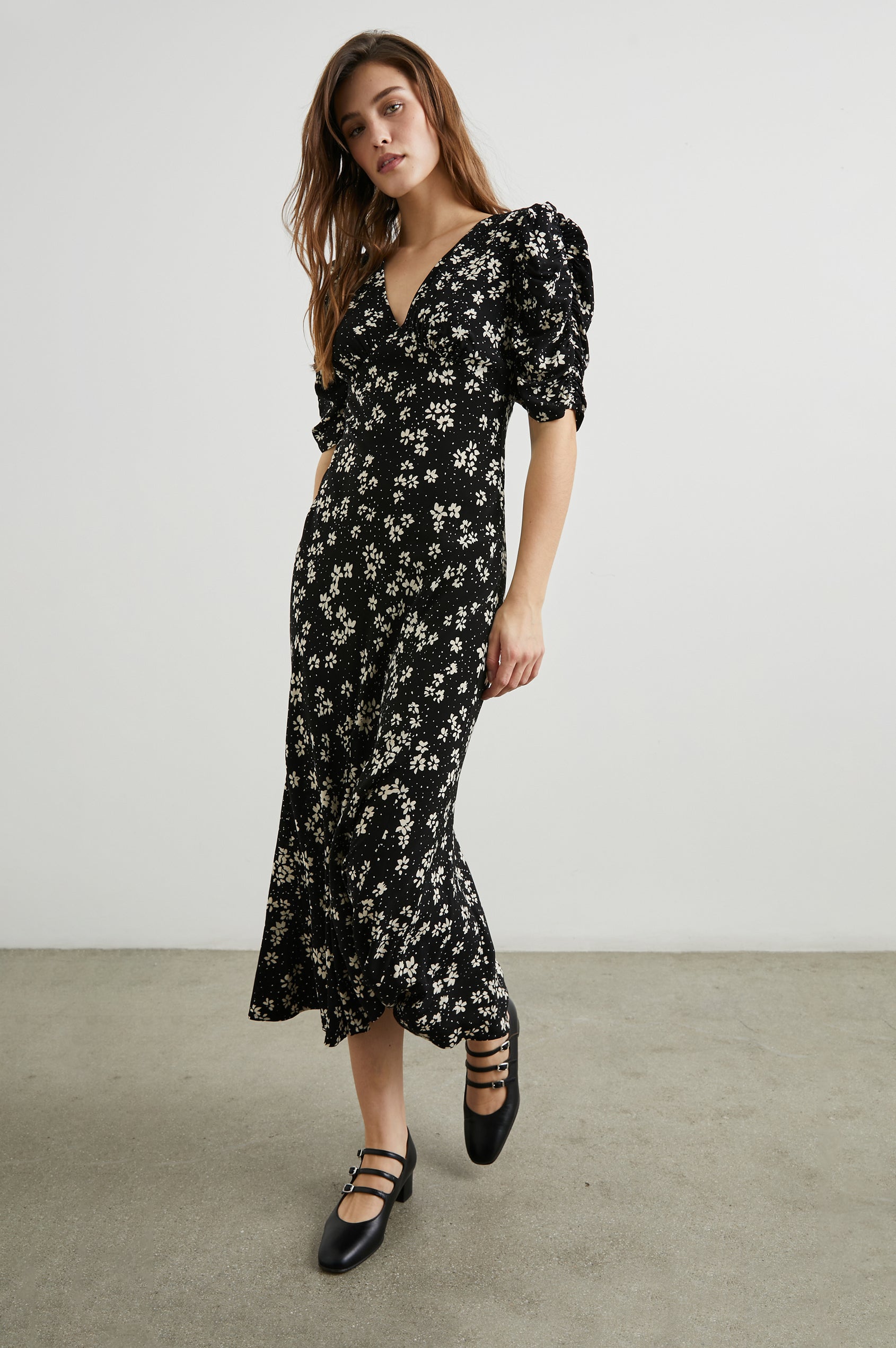 Rails Zariah Printed Midi Dress - Noir Floral Rails Zariah Printed Midi Dress - Noir Floral