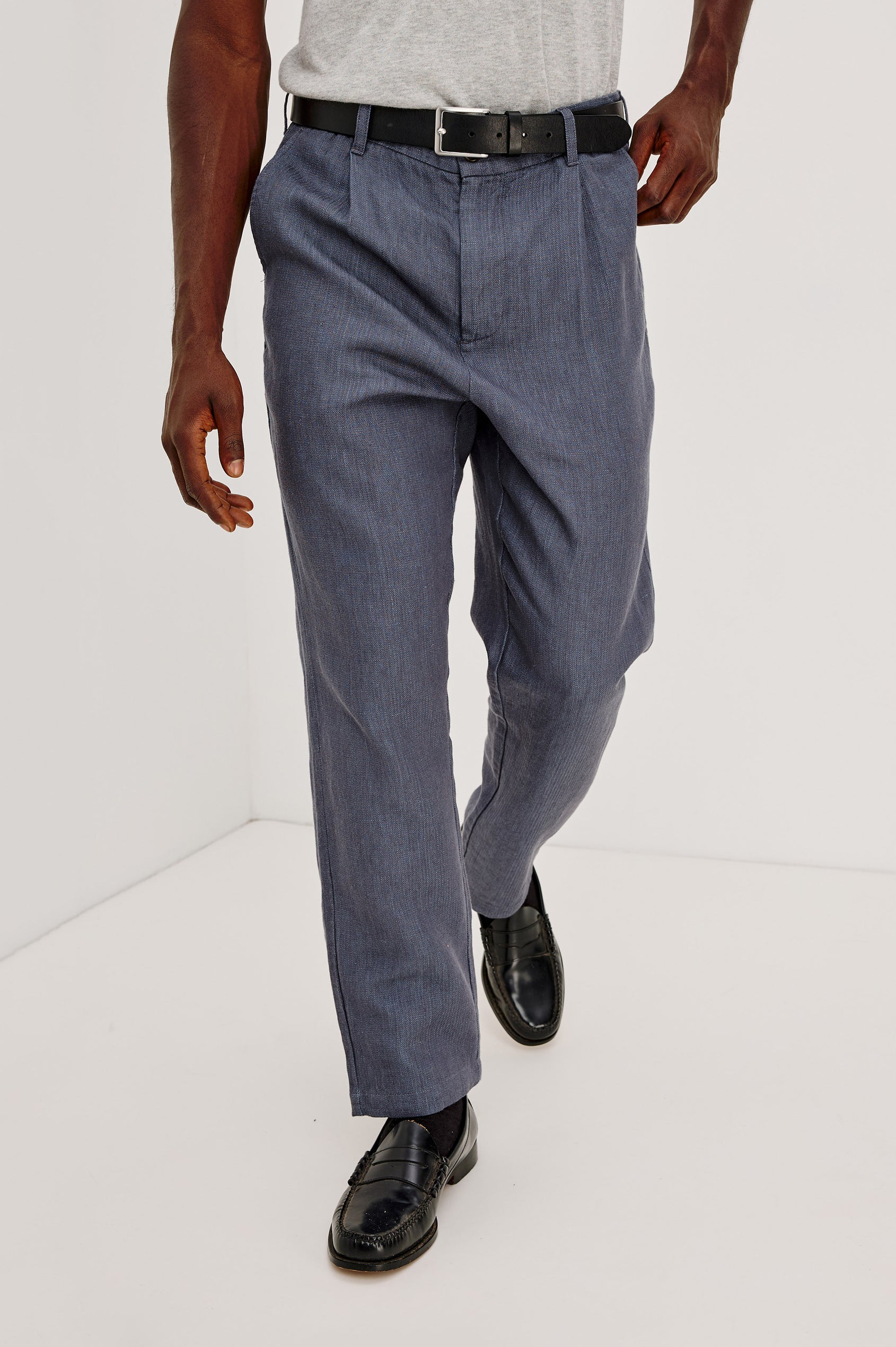 Zimmer Pant in Cotton Linen Wool Blend With Relaxed Fit, Tapered Leg, Side Pockets, Zip Fly, Belt Loops, and Back Welt Pockets in Meridian Colorway - Lower Body Front View Featured on Model