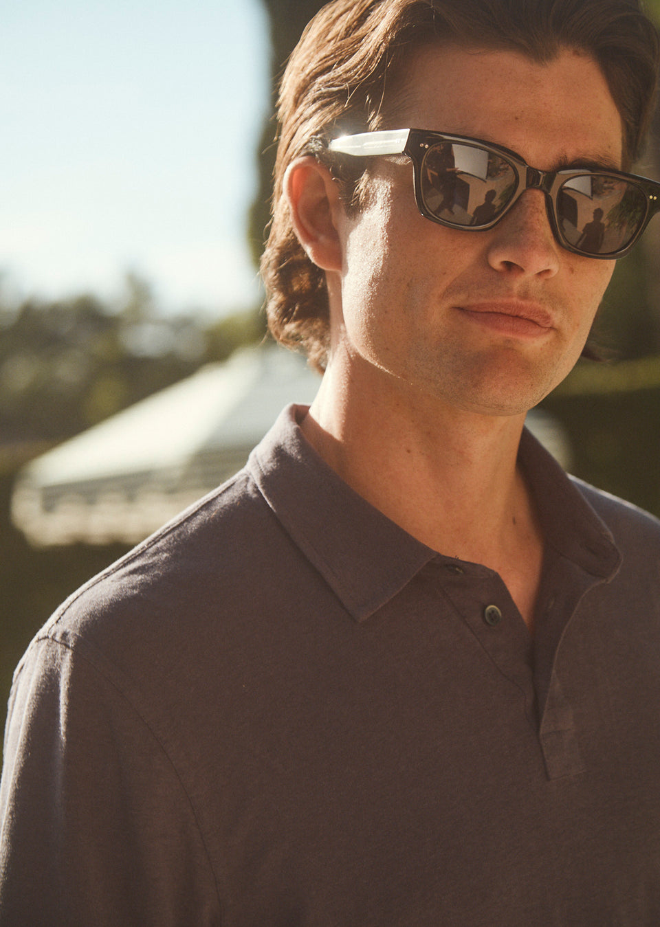 CLOSE UP OF LEVANT POLO SHIRT IN WRAITH