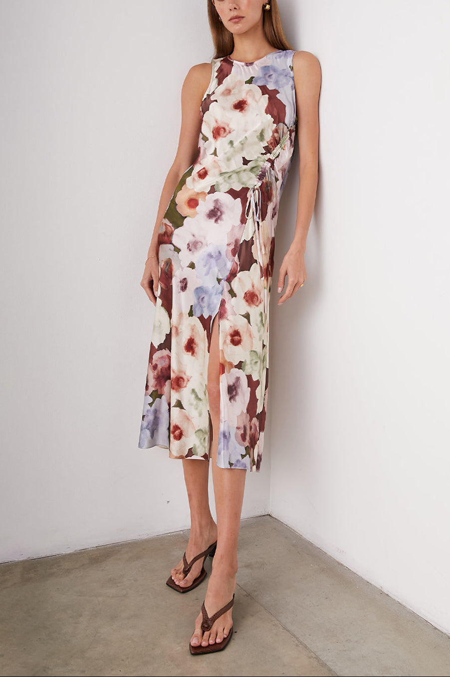 GABRIELLA DRESS PAINTED ROSE - FRONT FULL BODY LEANING