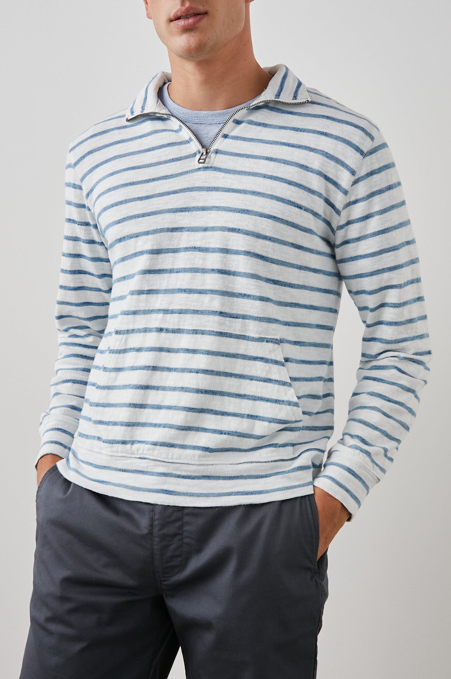 LEORIO SWEATSHIRT BRETON STRIPE CANVAS - FRONT HAND IN POCKET