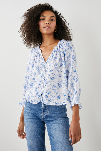 MARIAH TOP BLUE BLOSSOMS - FRONT