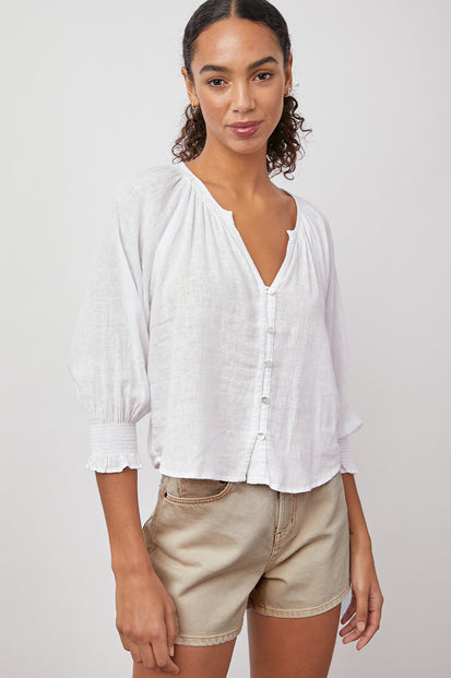 MARIAH WHITE VENTURA FAWN BLOUSE- FRONT UNTUCKED