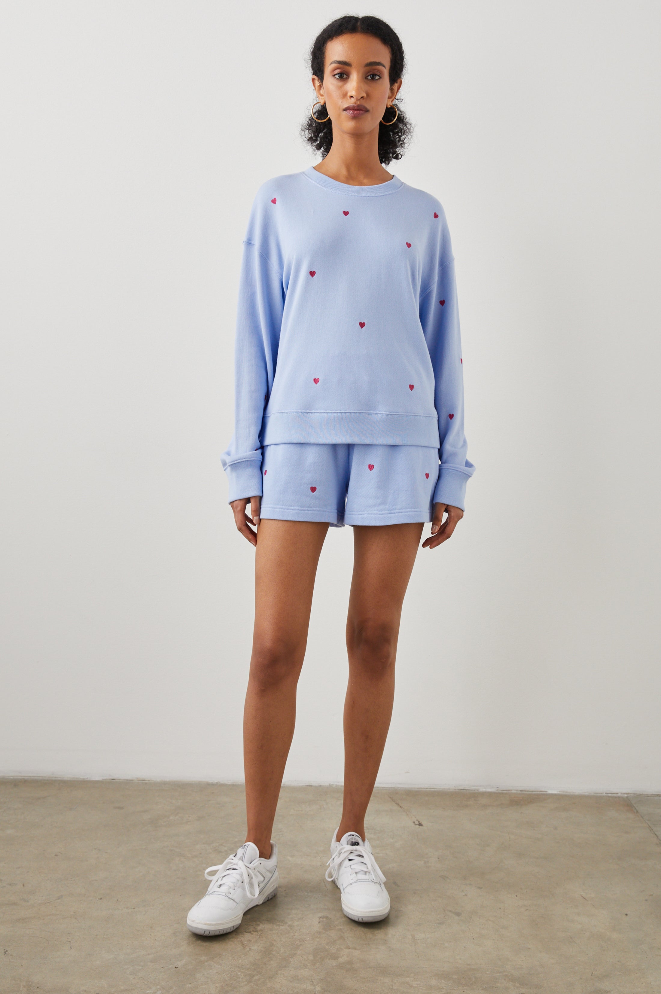 RAMONA SWEATSHIRT - PINK HEART EMBROIDERY – Rails