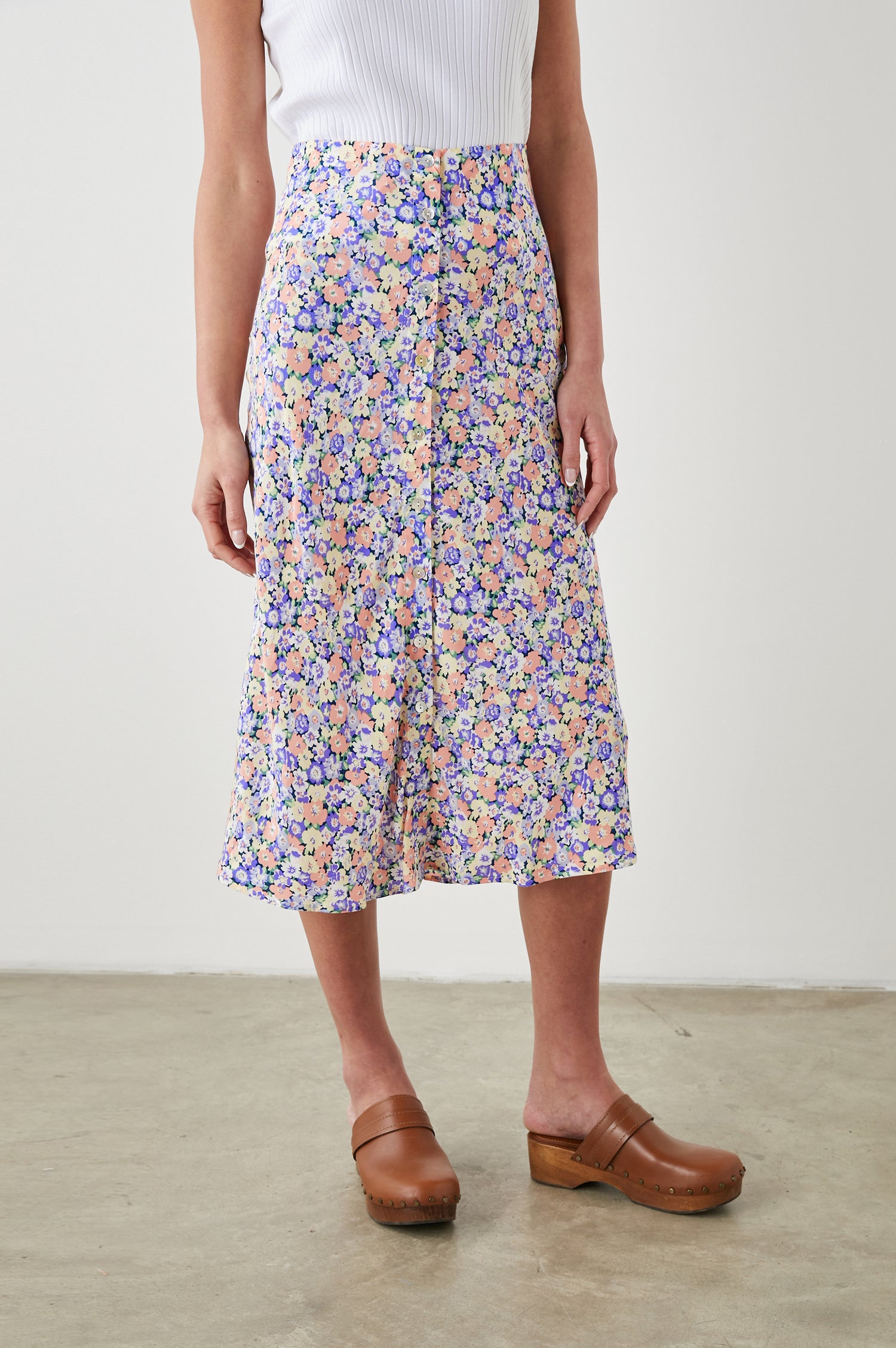ROSETTA SKIRT POSY FIELD - FRONT