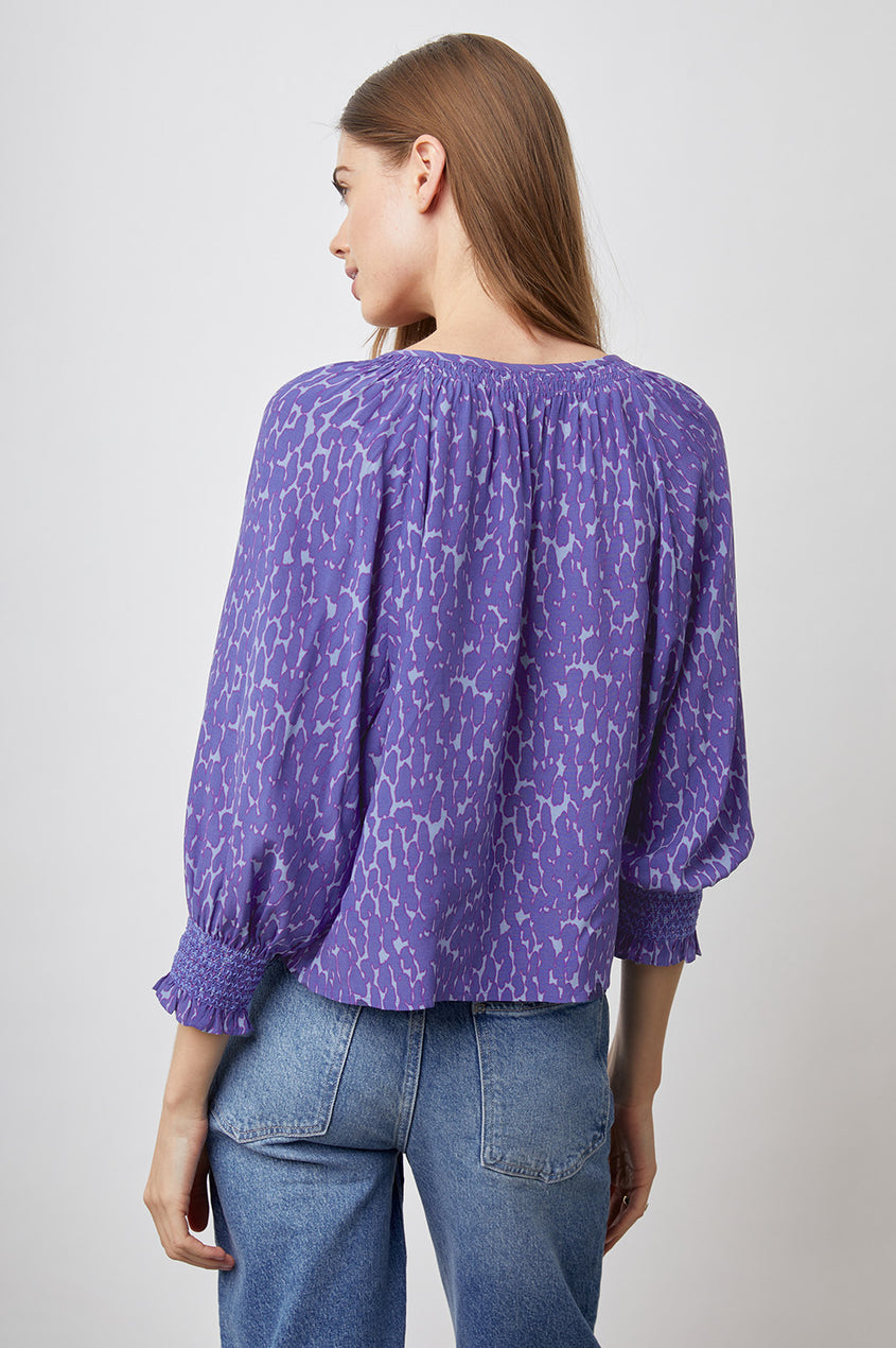 Mariah Top - Blue Marguerite